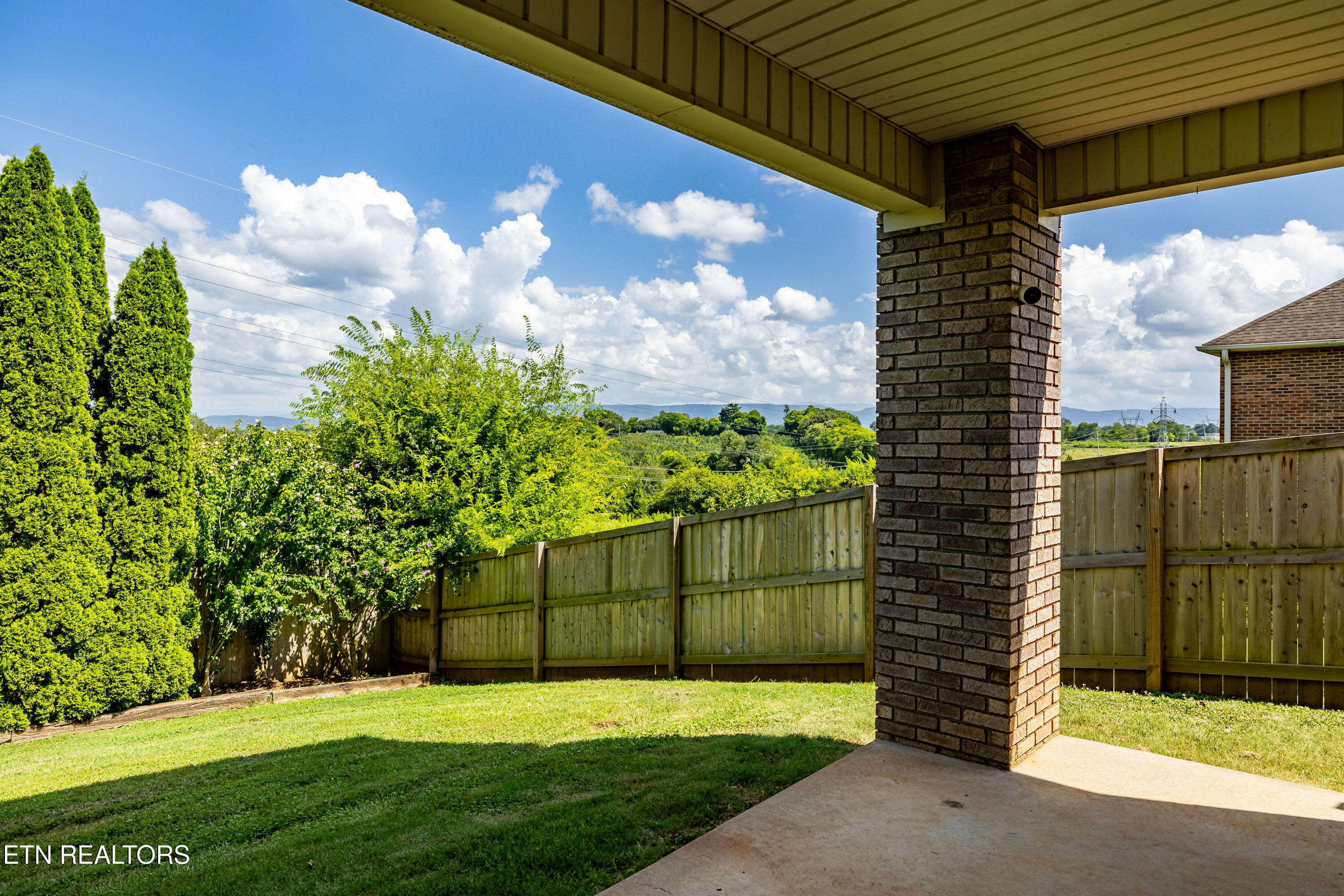 912 Saint Johns Drive Maryville TN 37801