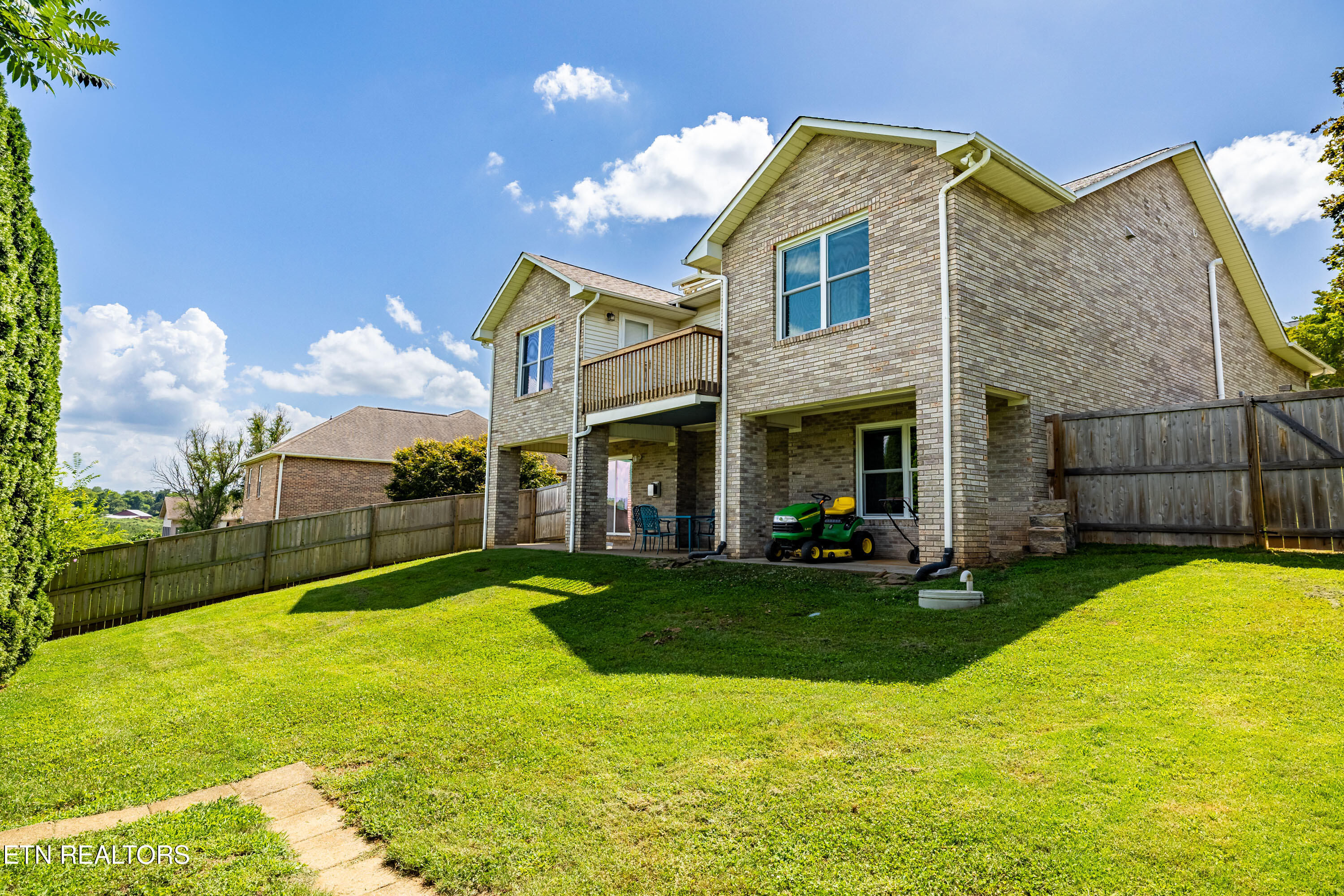 912 Saint Johns Drive Maryville TN 37801