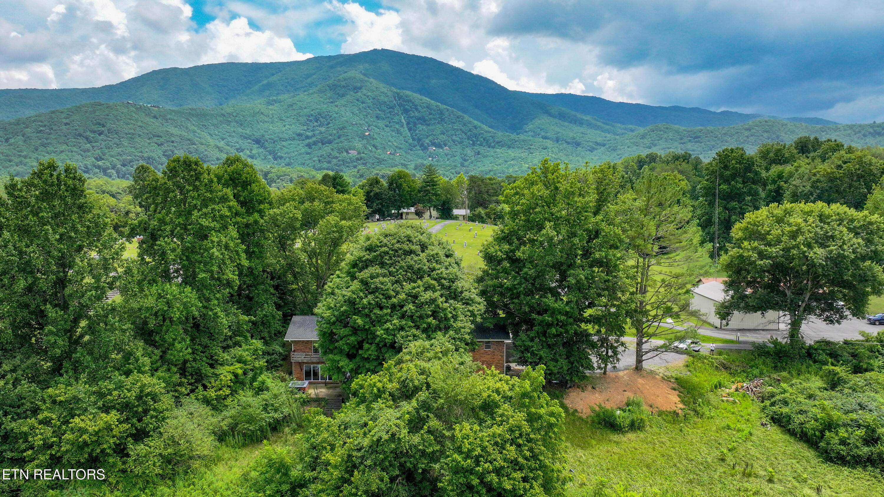 3315 Mattox Cemetery Road Sevierville TN 37862