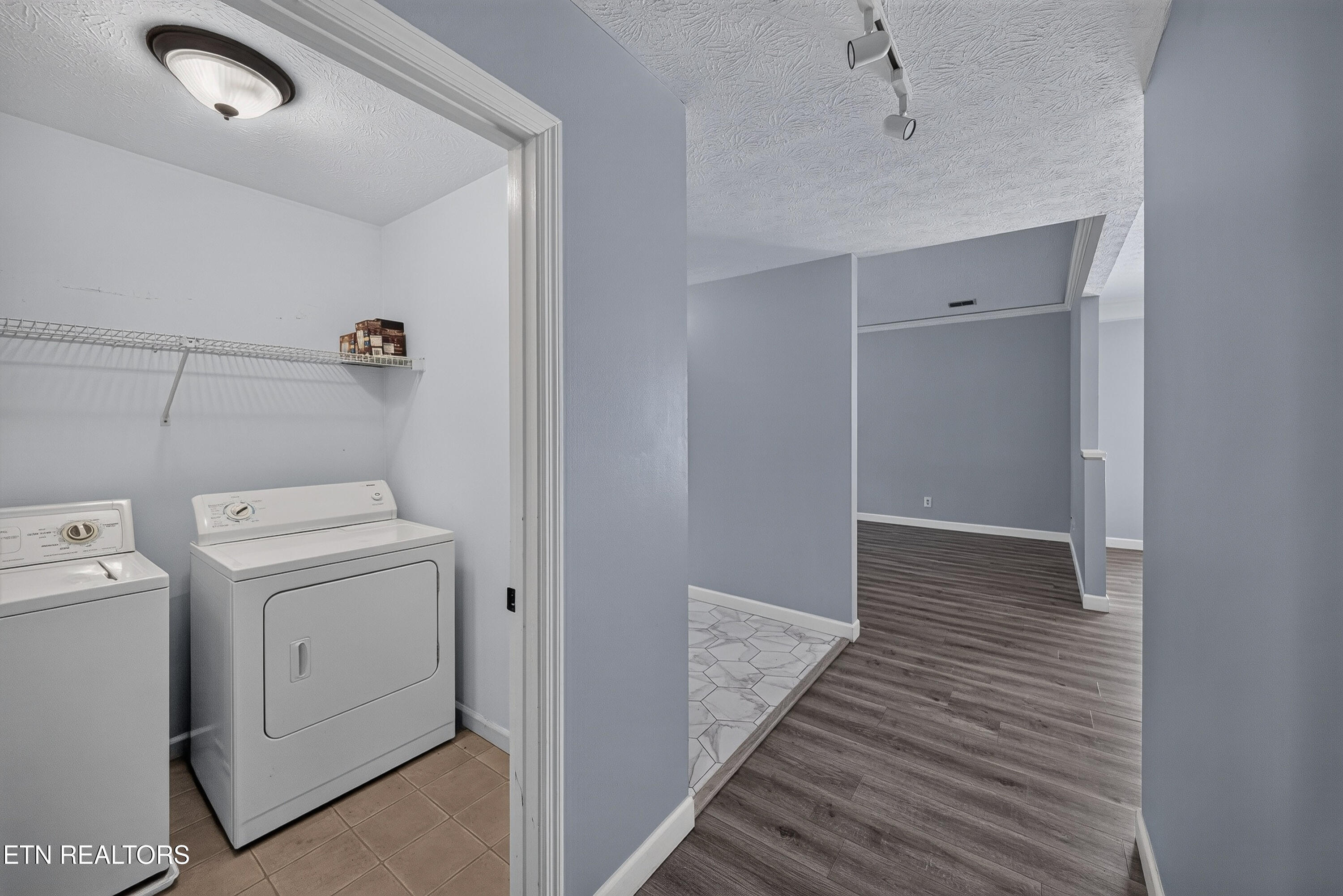8525 E Cypress Lake Drive Knoxville TN 37923