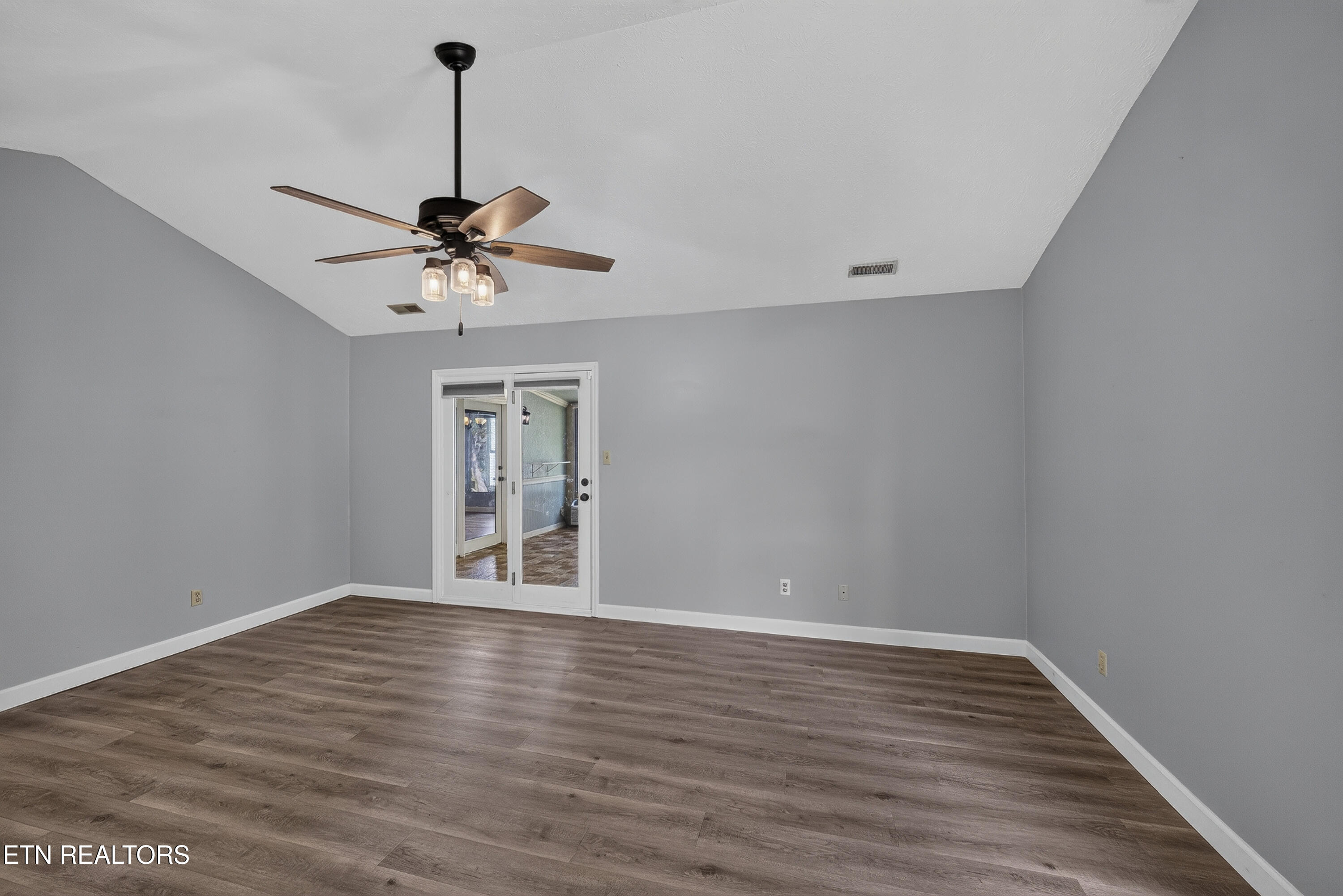 8525 E Cypress Lake Drive Knoxville TN 37923