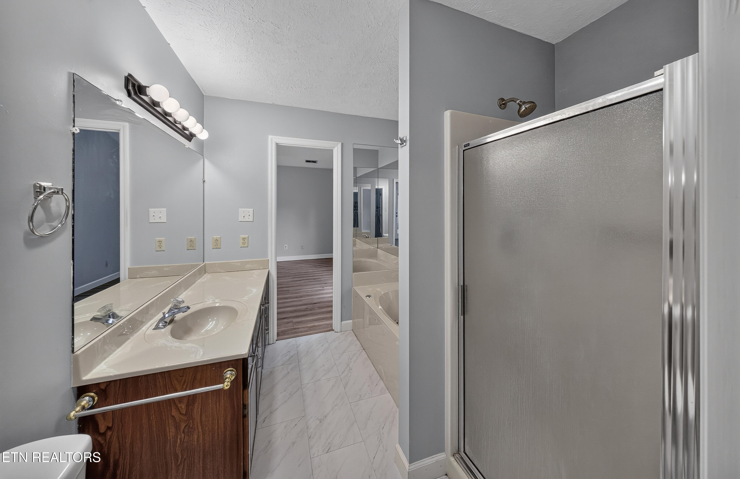 8525 E Cypress Lake Drive Knoxville TN 37923