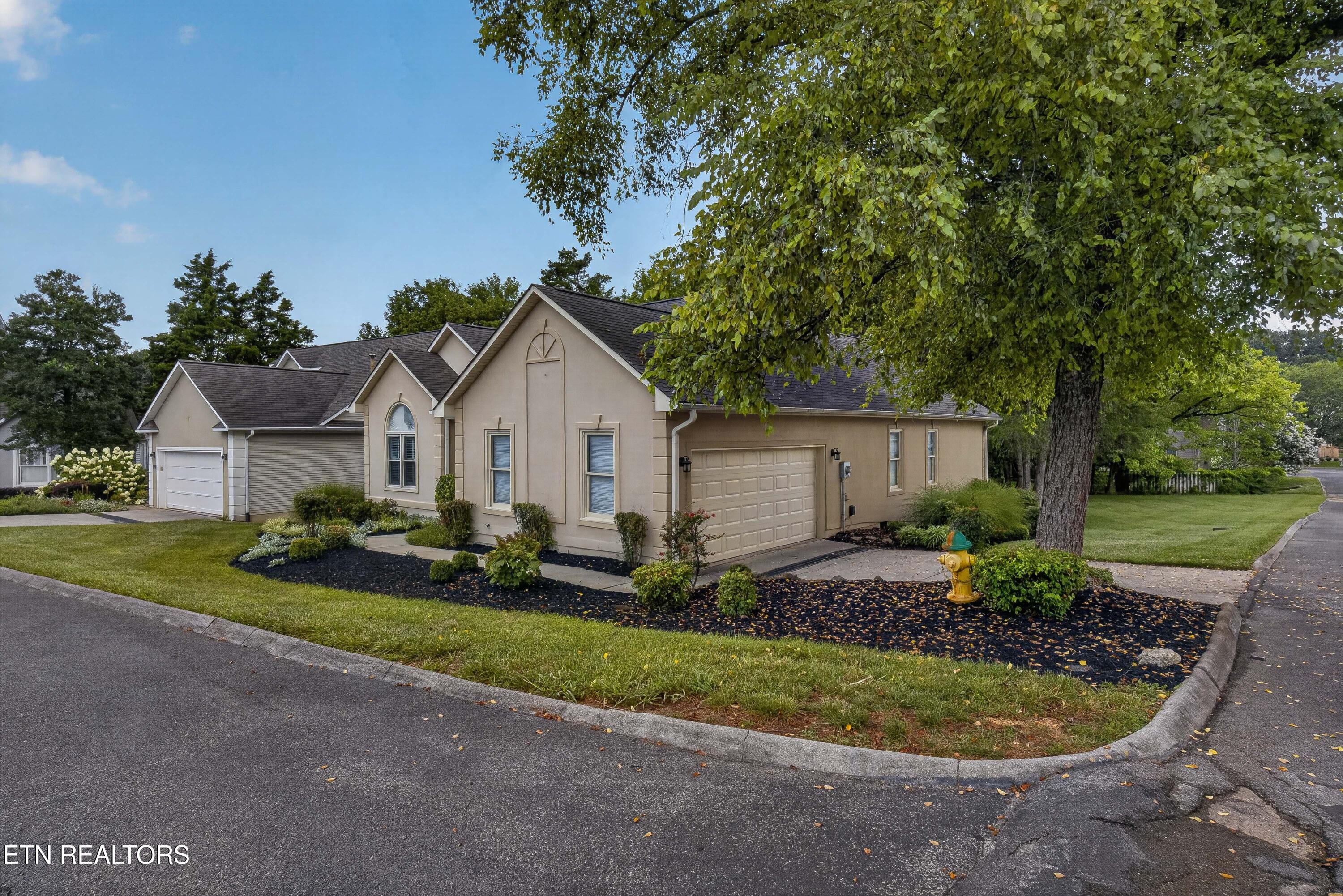 8525 E Cypress Lake Drive Knoxville TN 37923