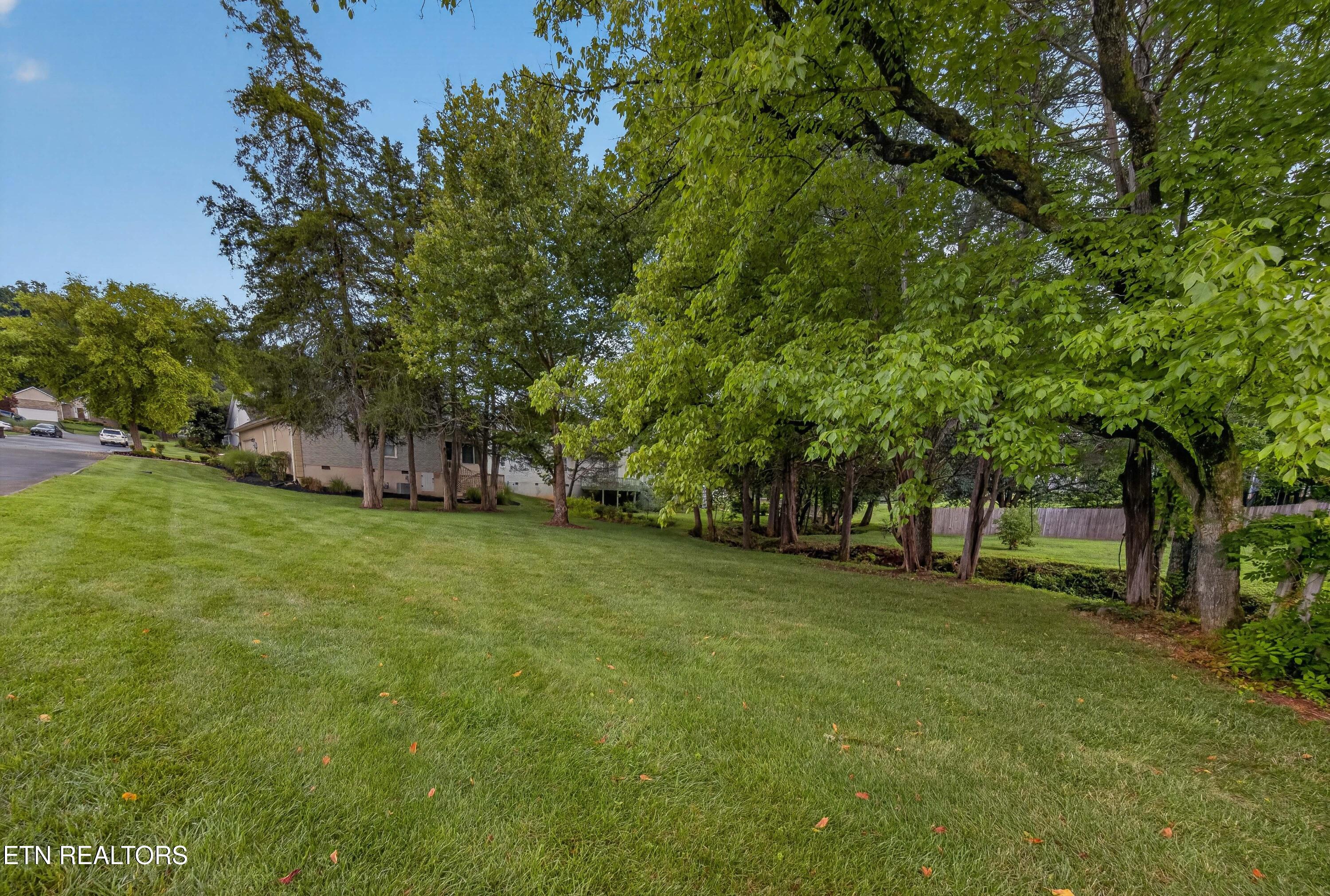 8525 E Cypress Lake Drive Knoxville TN 37923