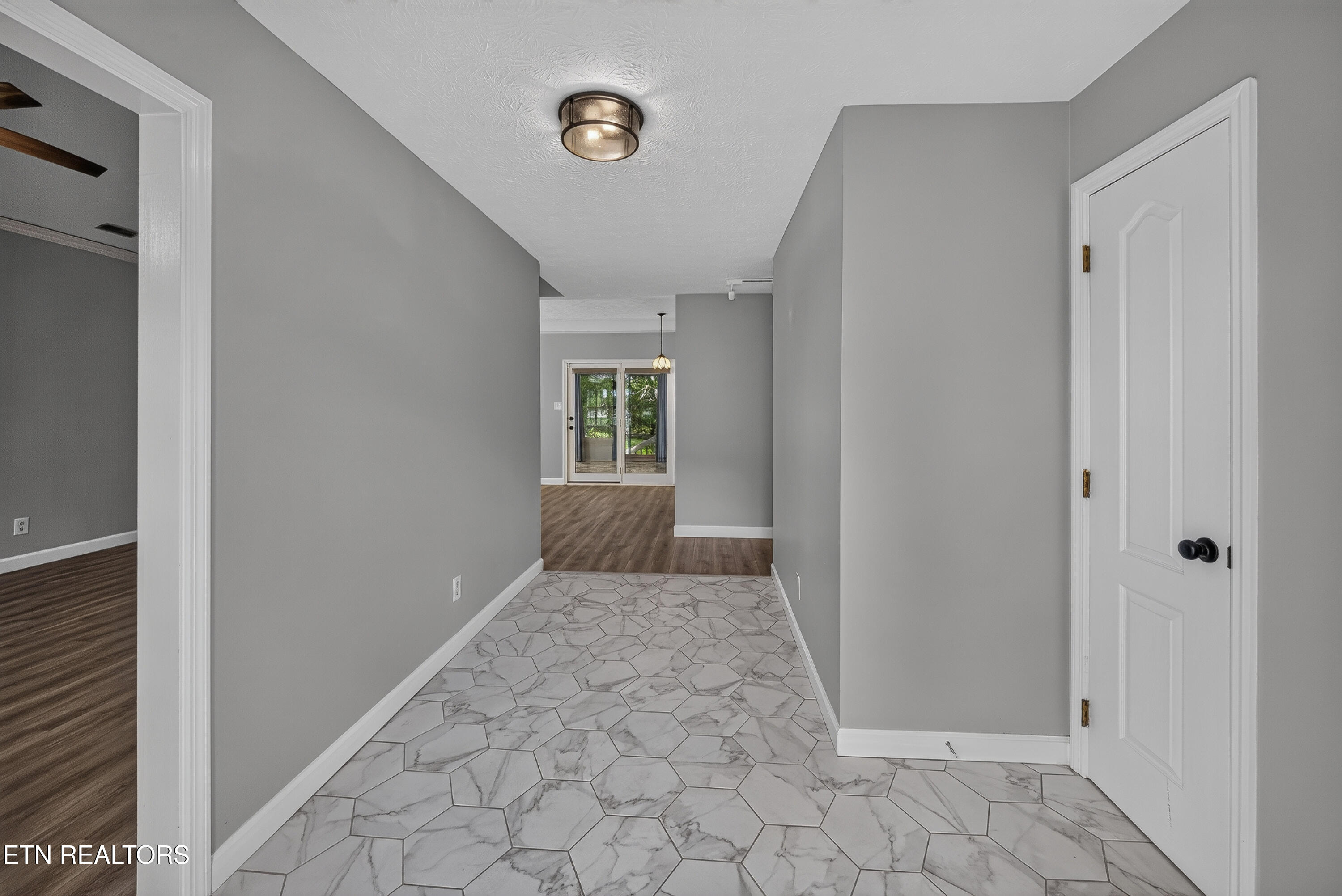 8525 E Cypress Lake Drive Knoxville TN 37923
