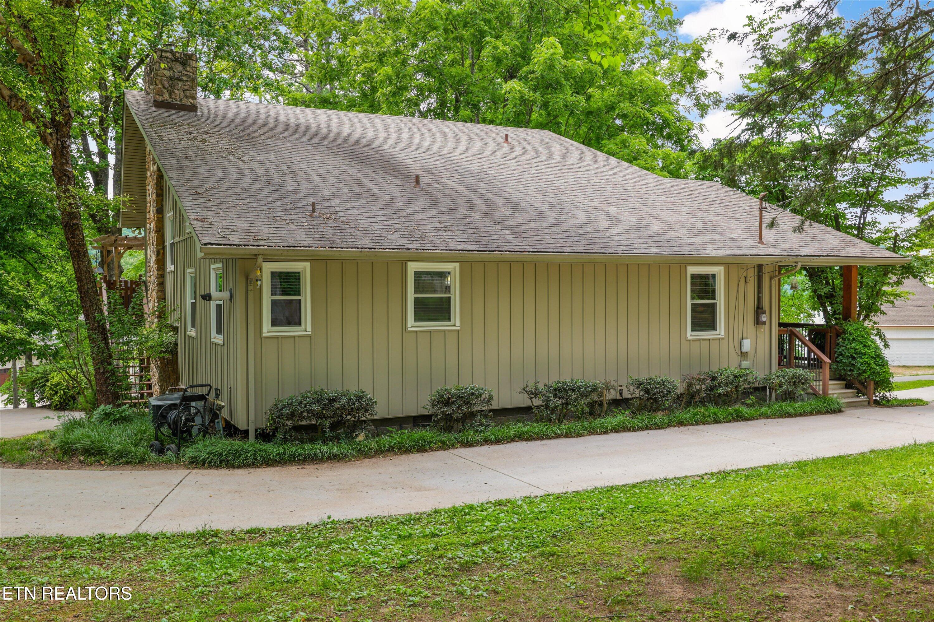 131 Shore Loop Andersonville TN 37705