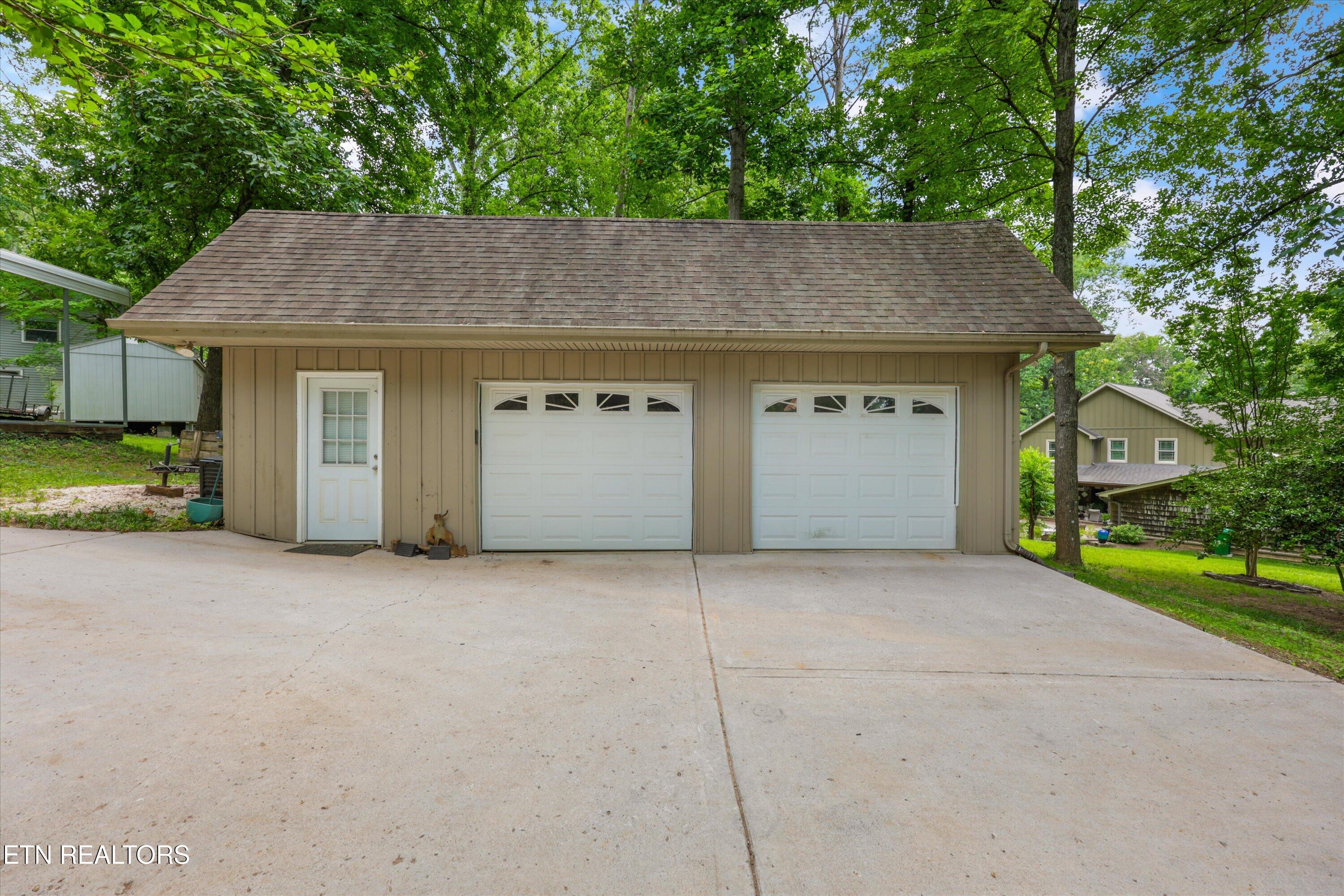 131 Shore Loop Andersonville TN 37705