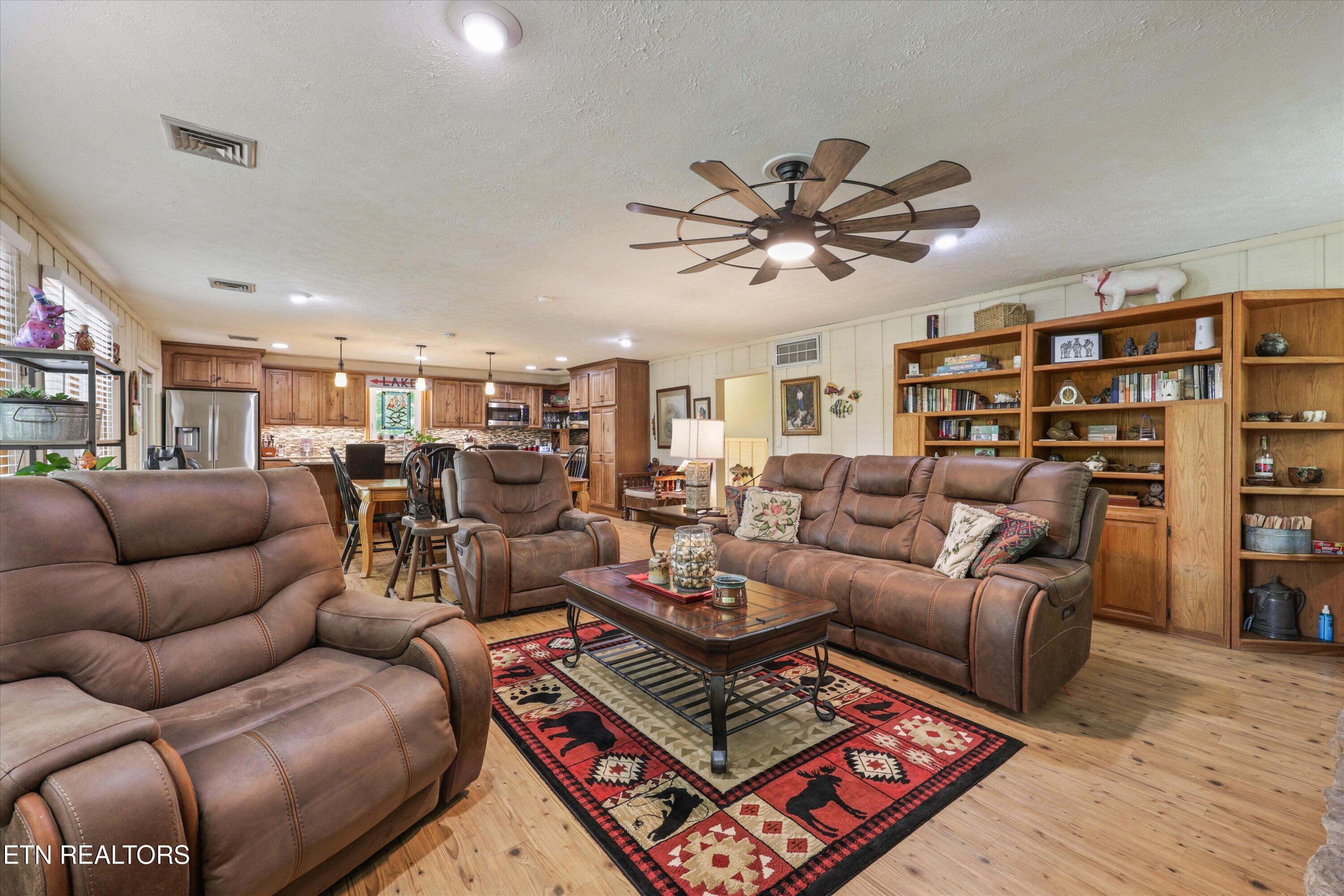 131 Shore Loop Andersonville TN 37705