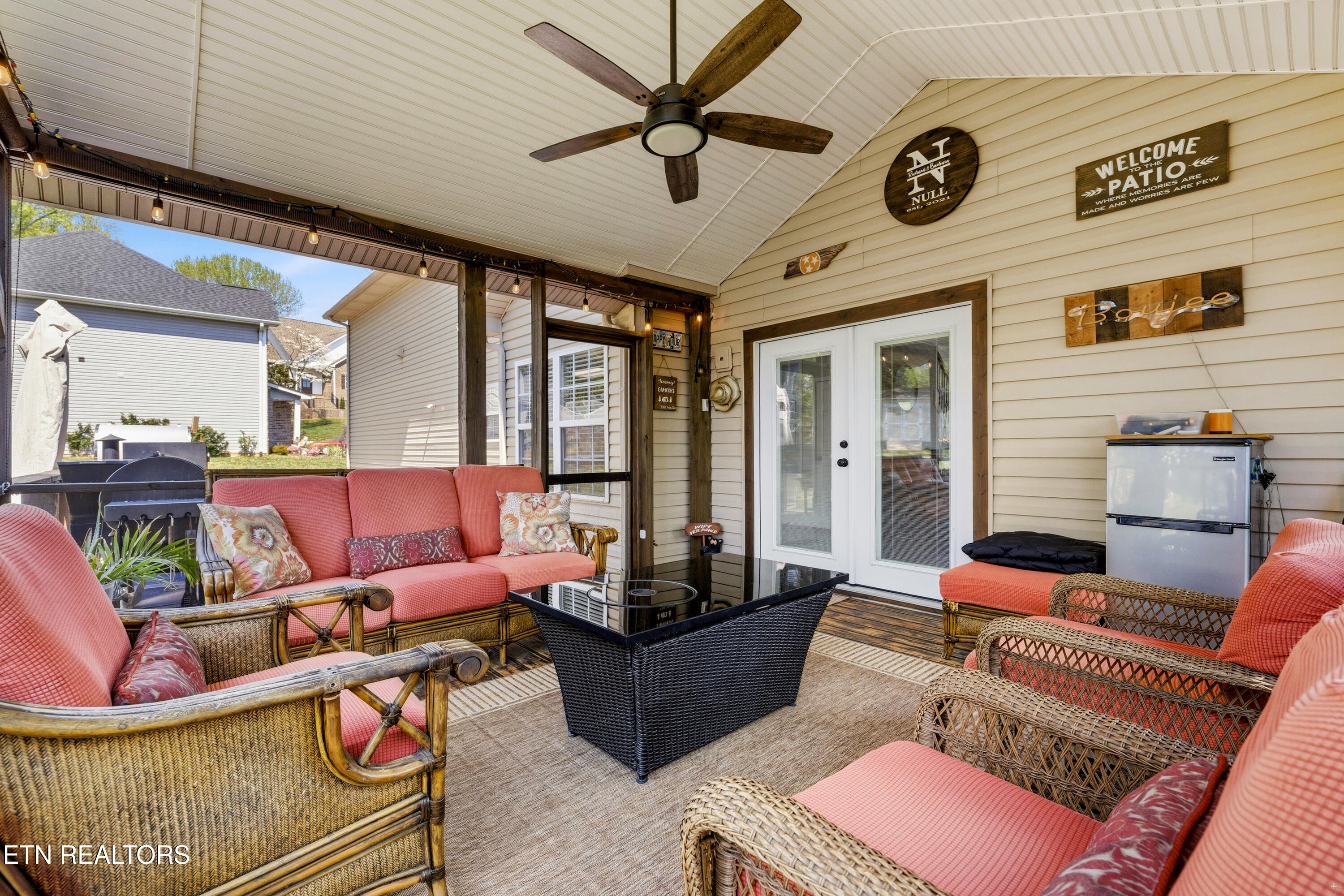 225 Caulderwood Lane Lenoir City TN 37771