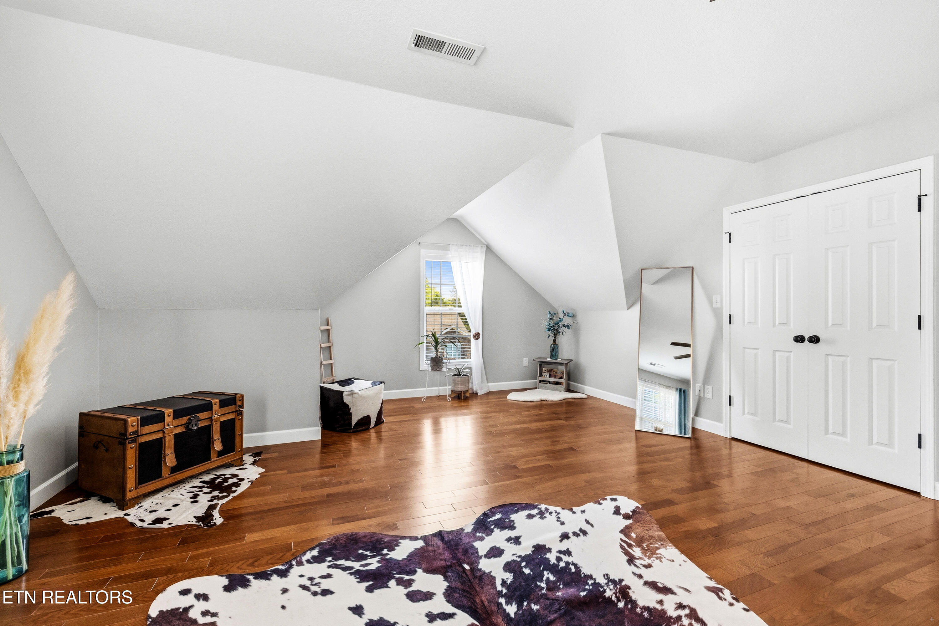 225 Caulderwood Lane Lenoir City TN 37771