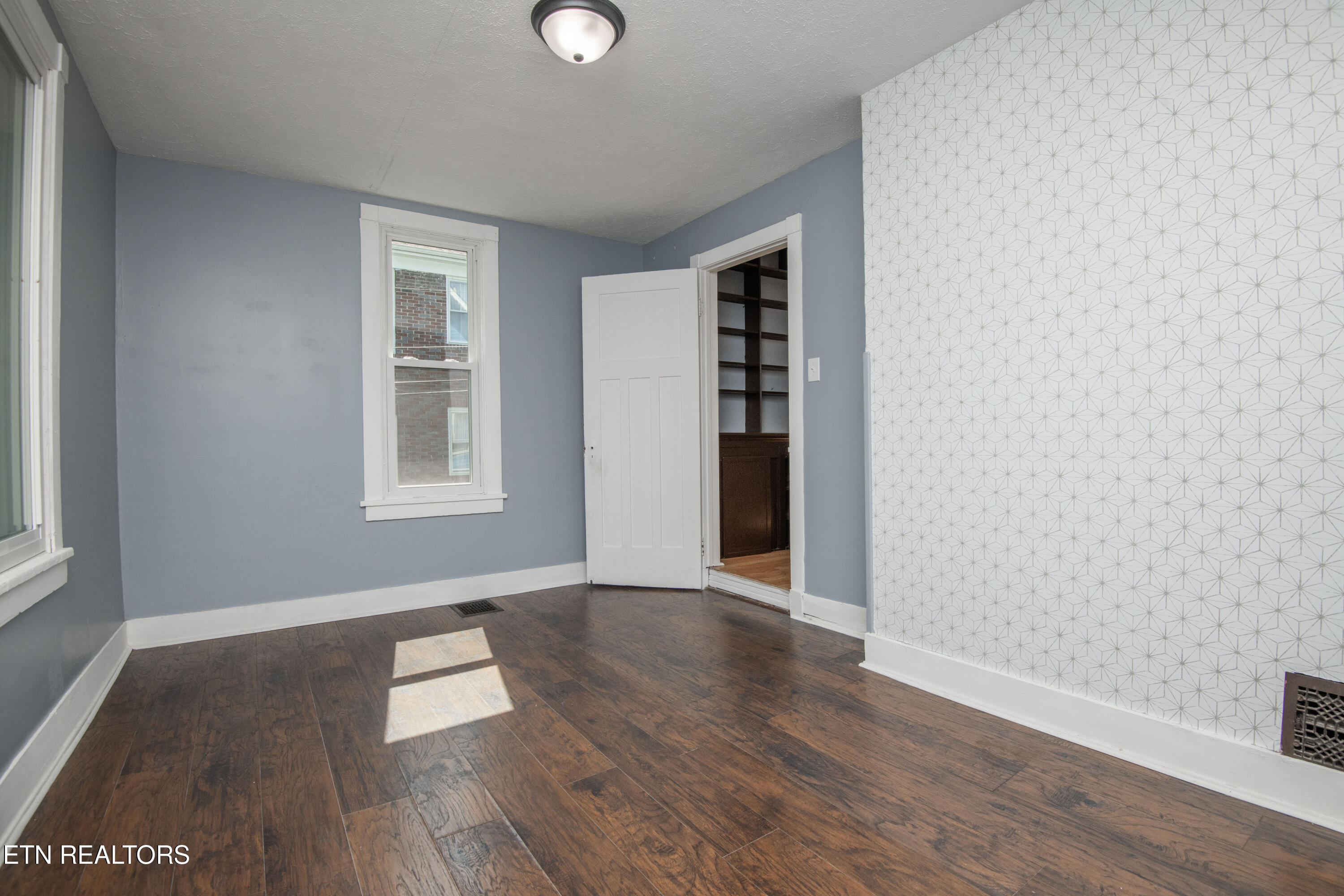 117 E Glenwood Avenue Knoxville TN 37917