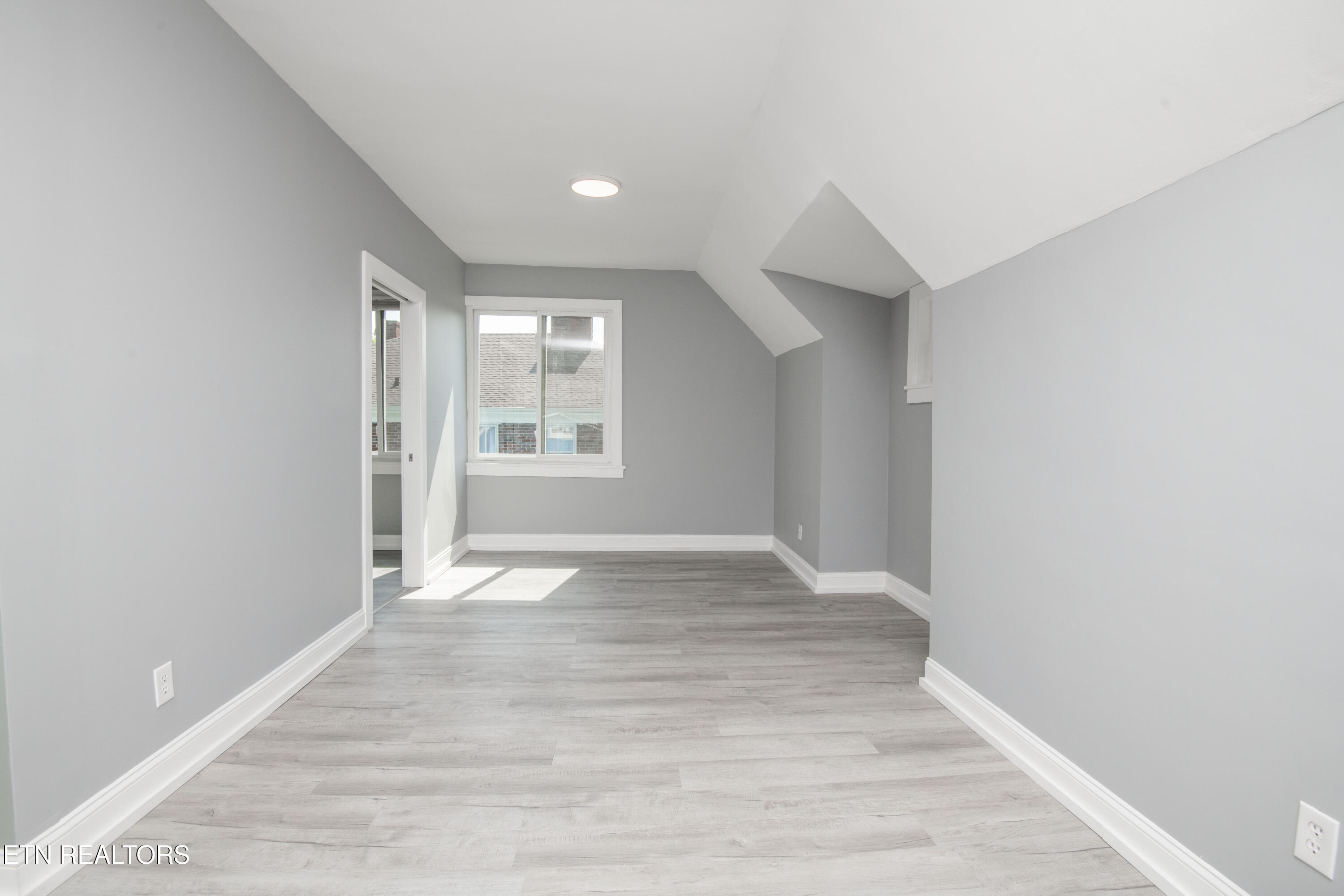 117 E Glenwood Avenue Knoxville TN 37917