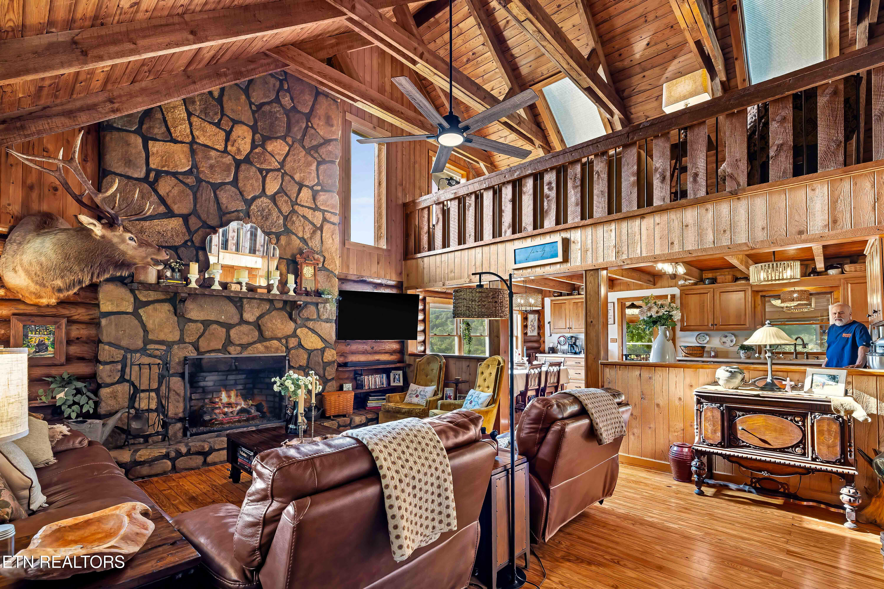 918 Country Lane Walland TN 37886