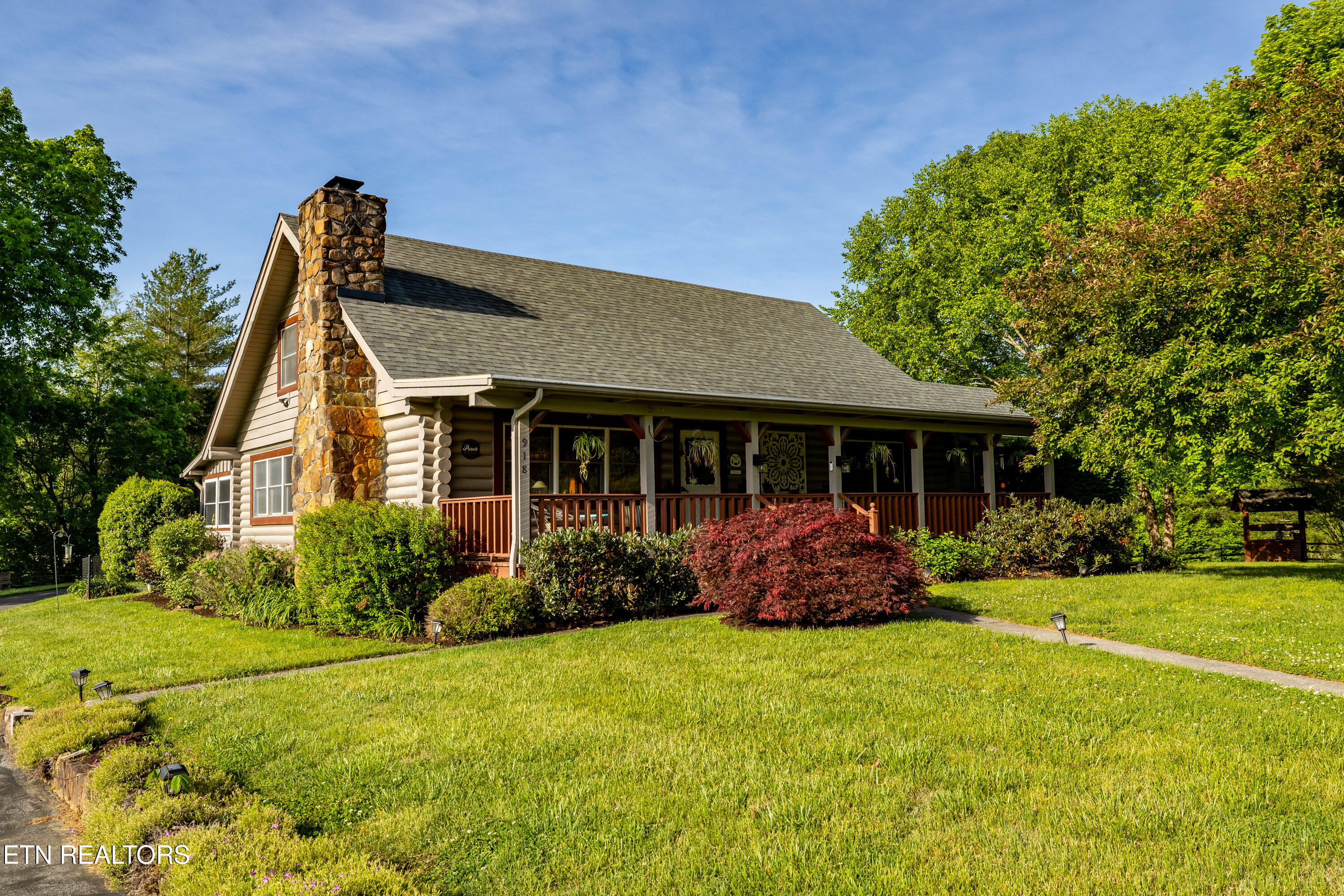 918 Country Lane Walland TN 37886