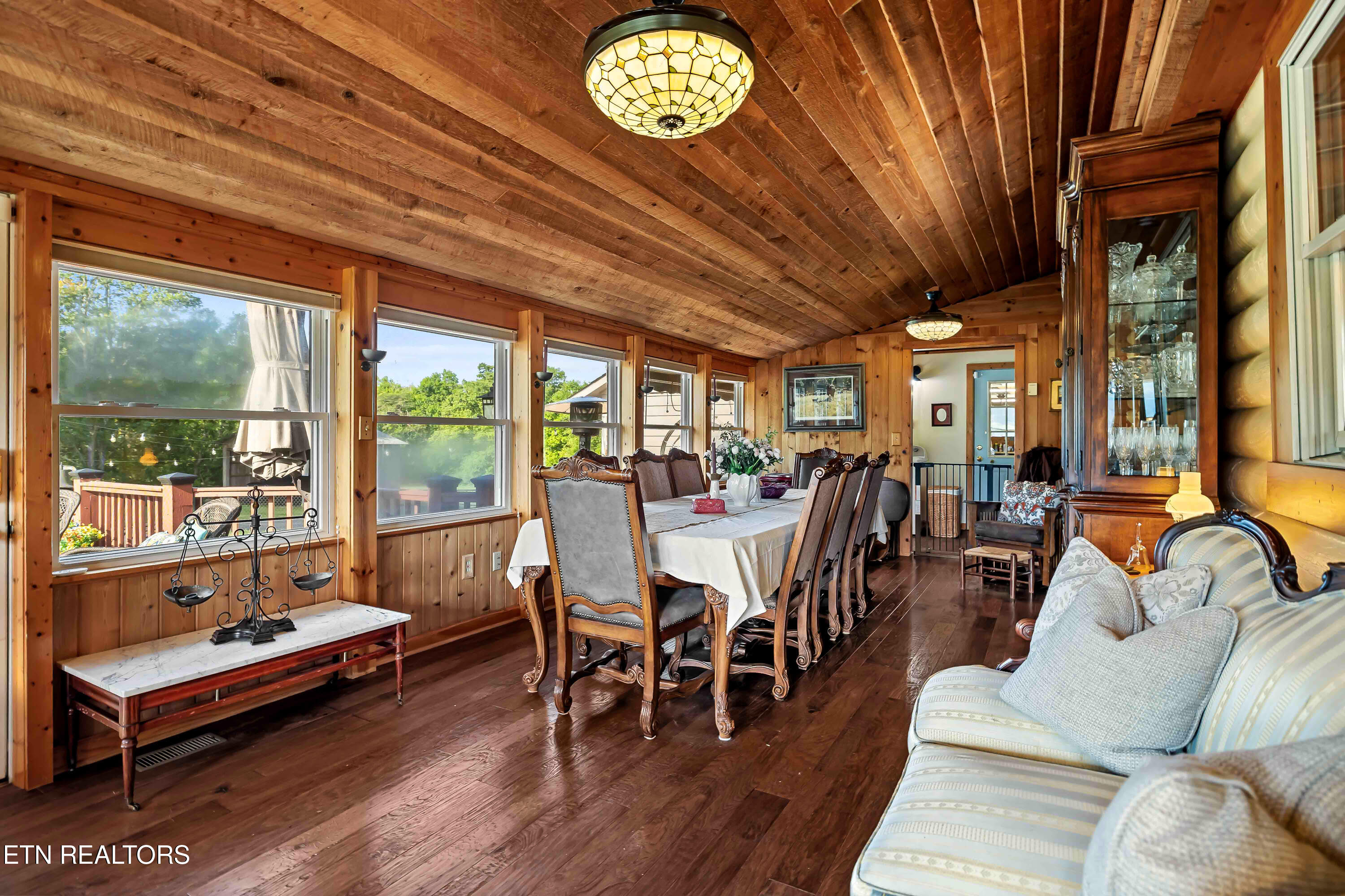 918 Country Lane Walland TN 37886