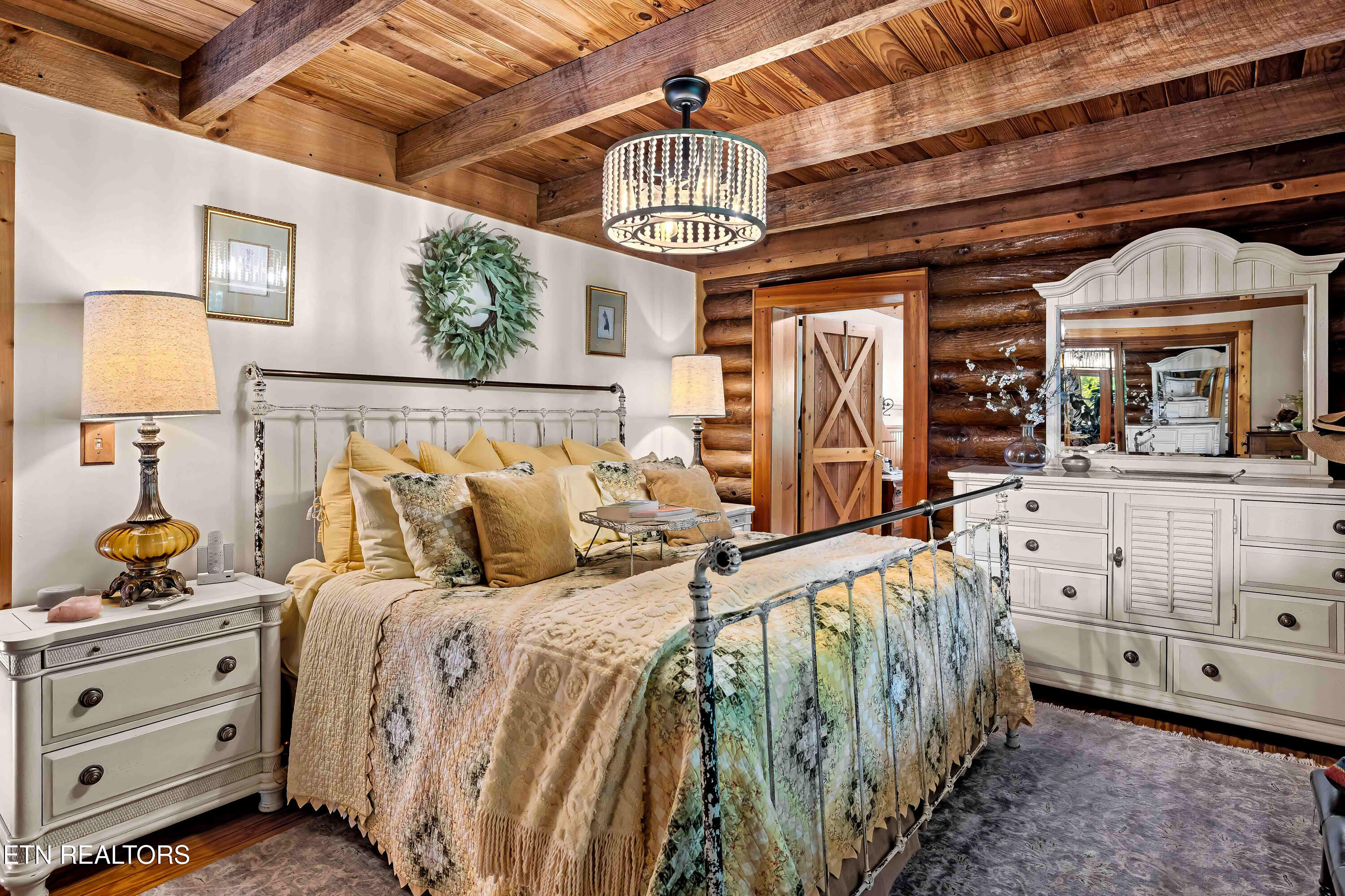 918 Country Lane Walland TN 37886