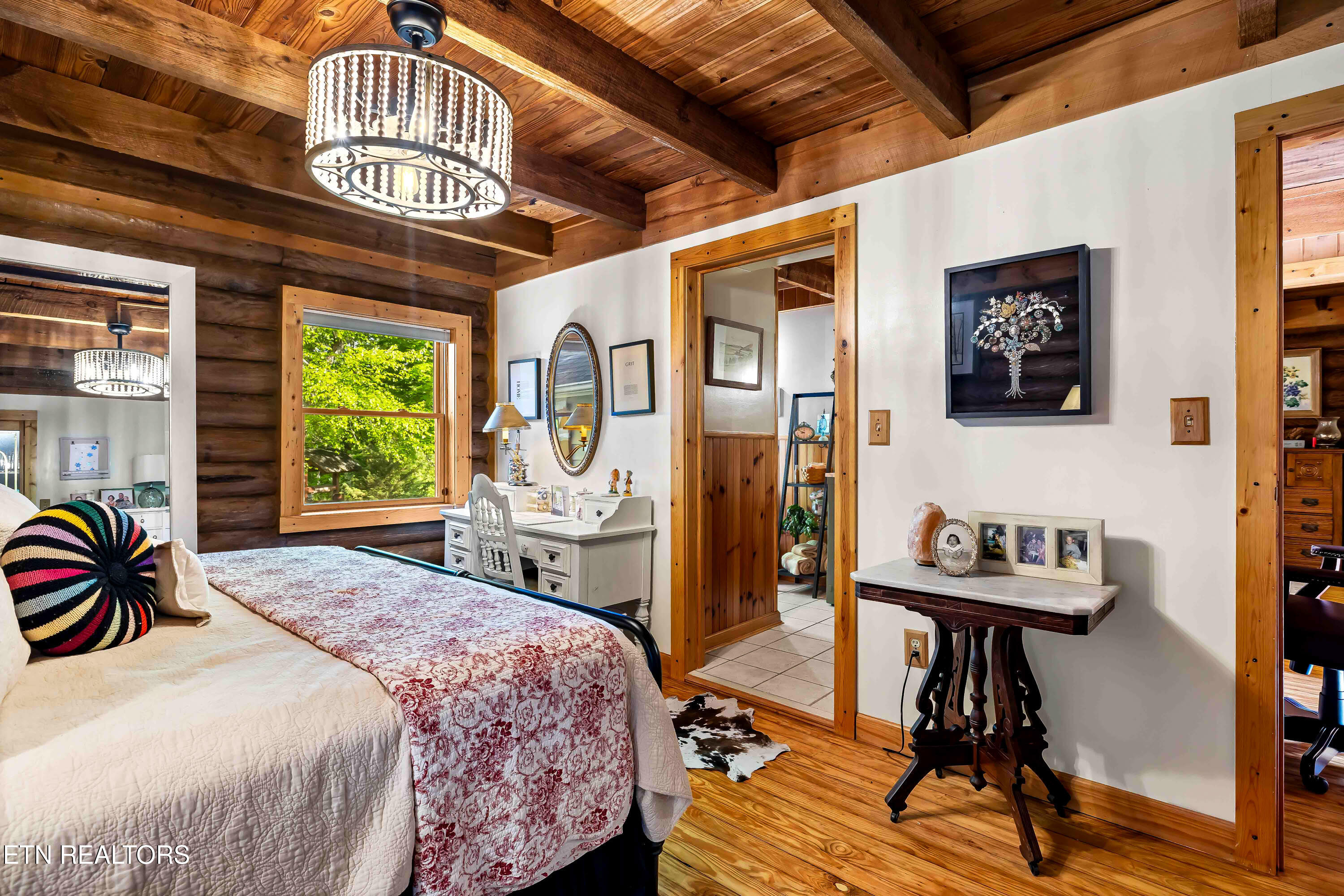 918 Country Lane Walland TN 37886