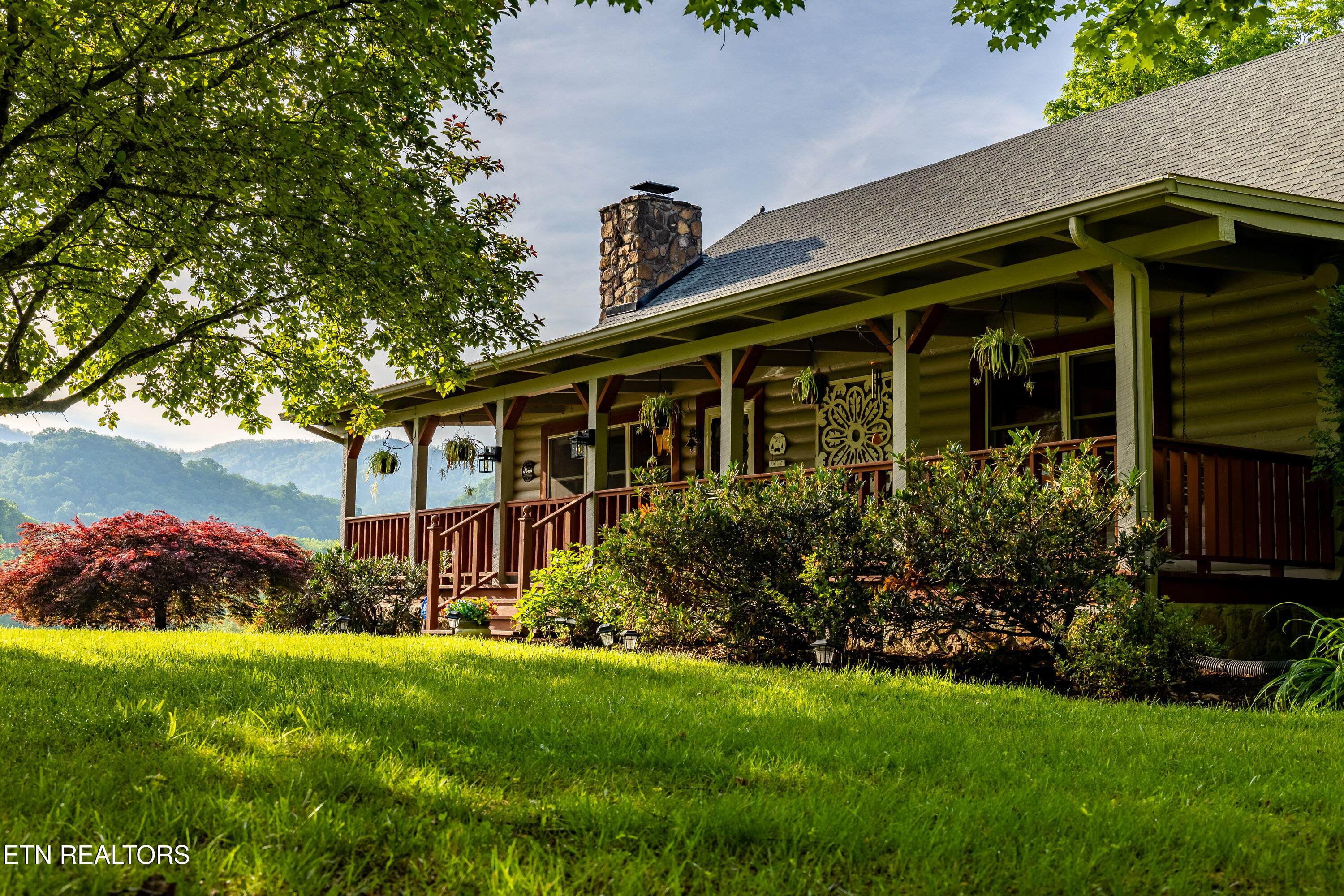 918 Country Lane Walland TN 37886