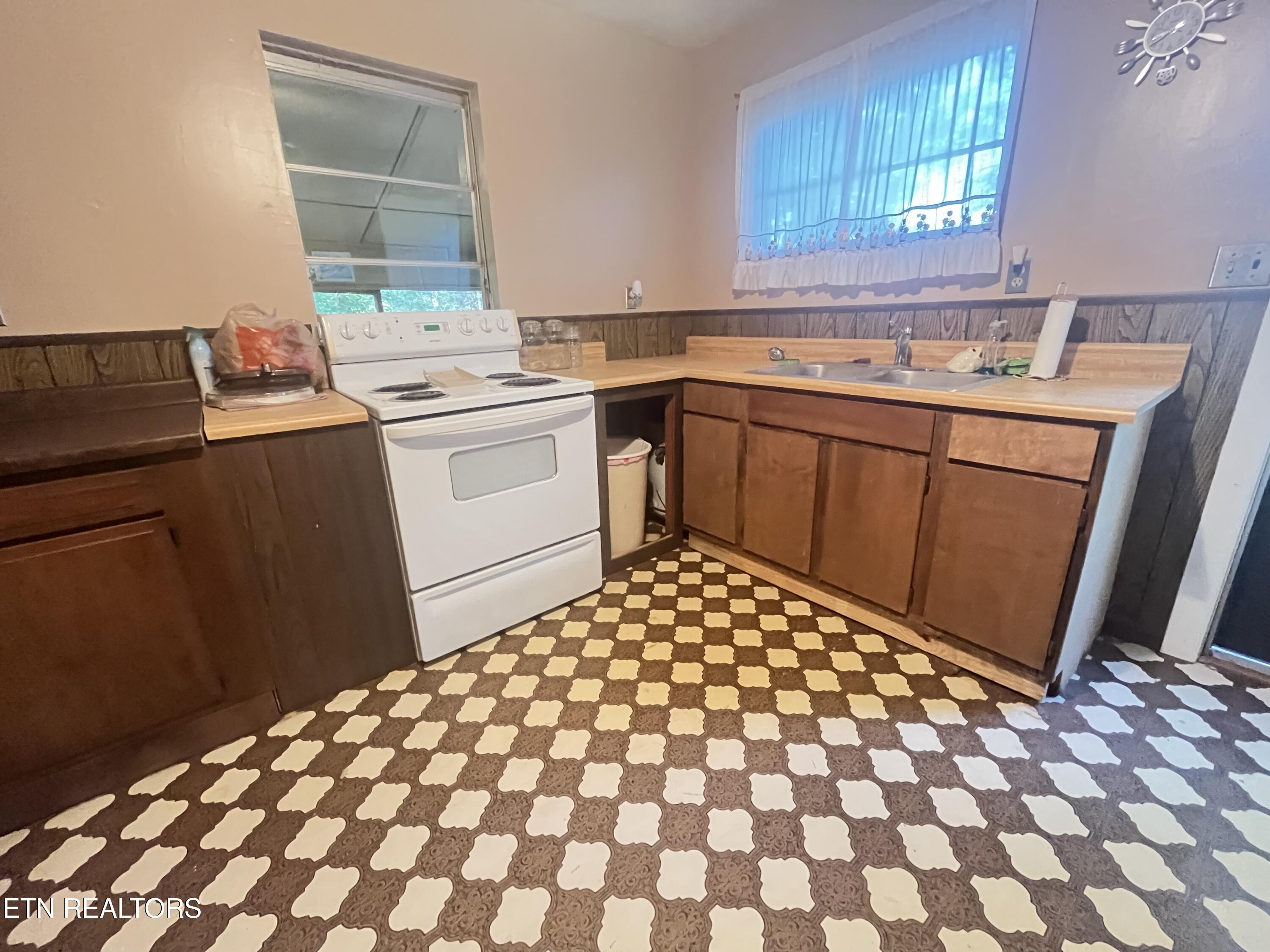 2245 Mount Pleasant Road Vonore TN 37885
