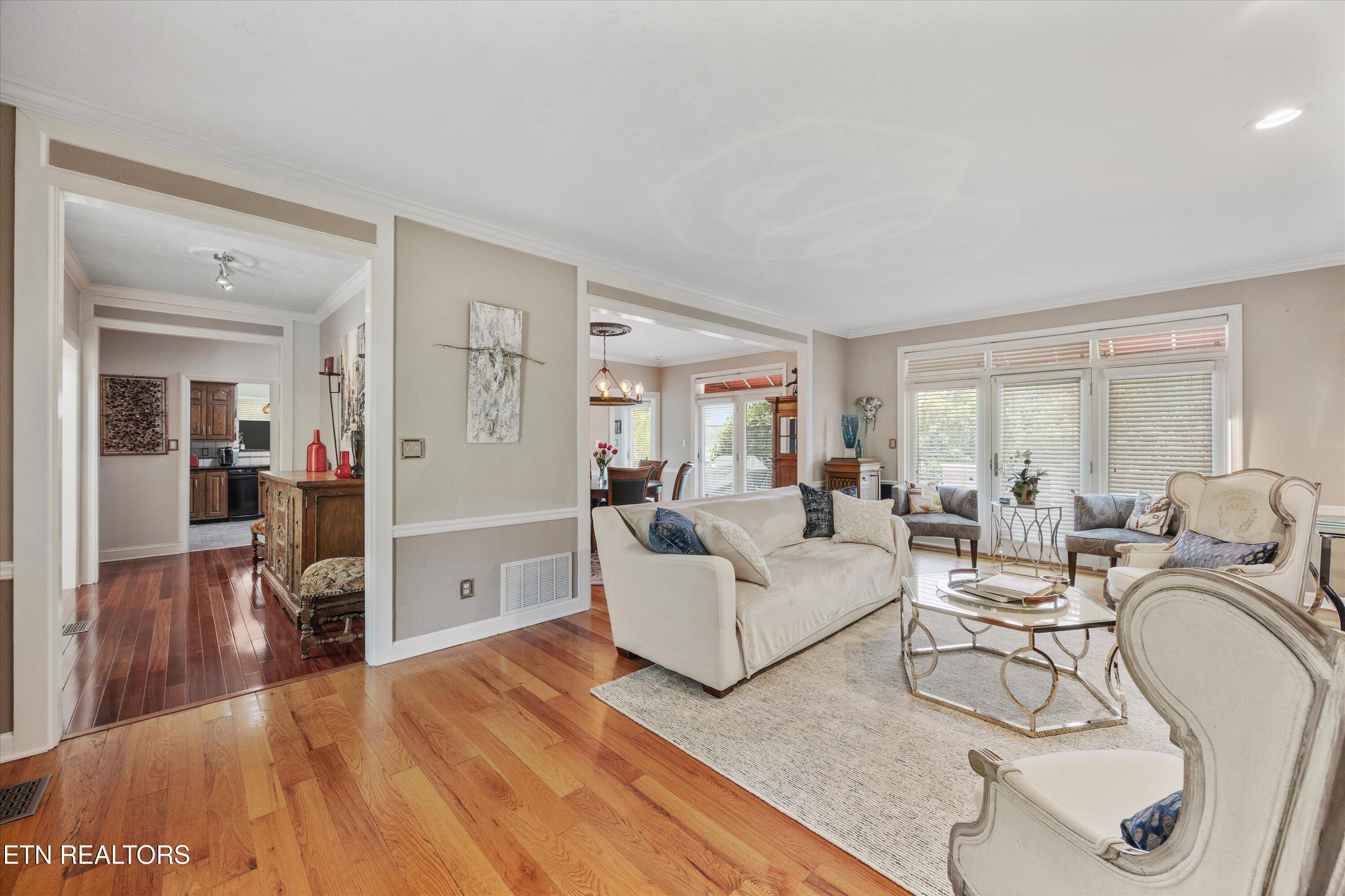 424 Boxwood Knoxville TN 37919