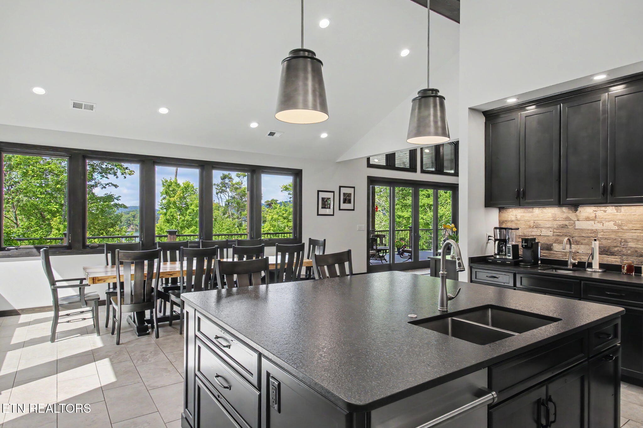 163 Scott Sharps Chapel TN 37866