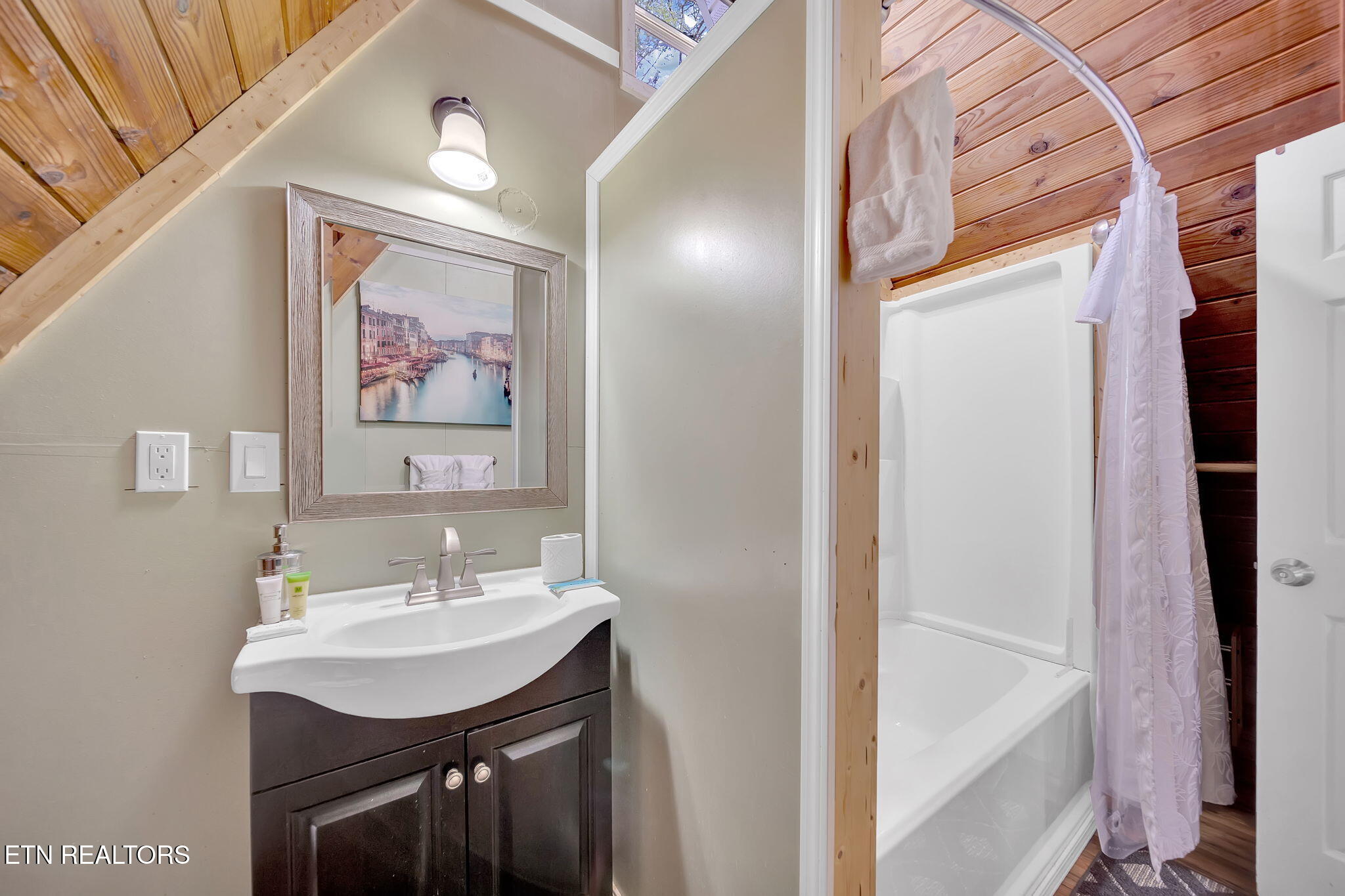 Pigeon Forge TN 37863