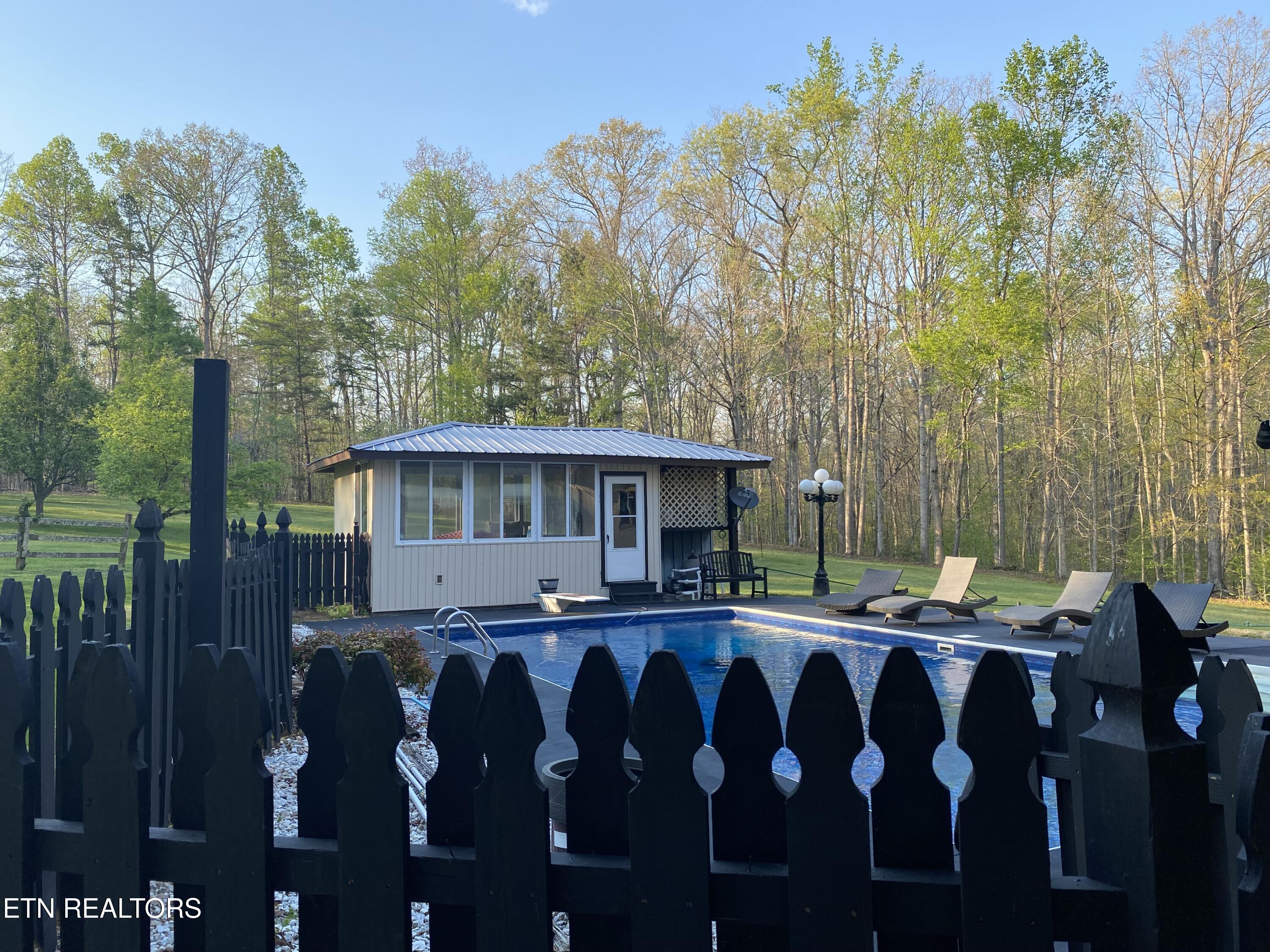 386 New Midway Road Kingston TN 37763