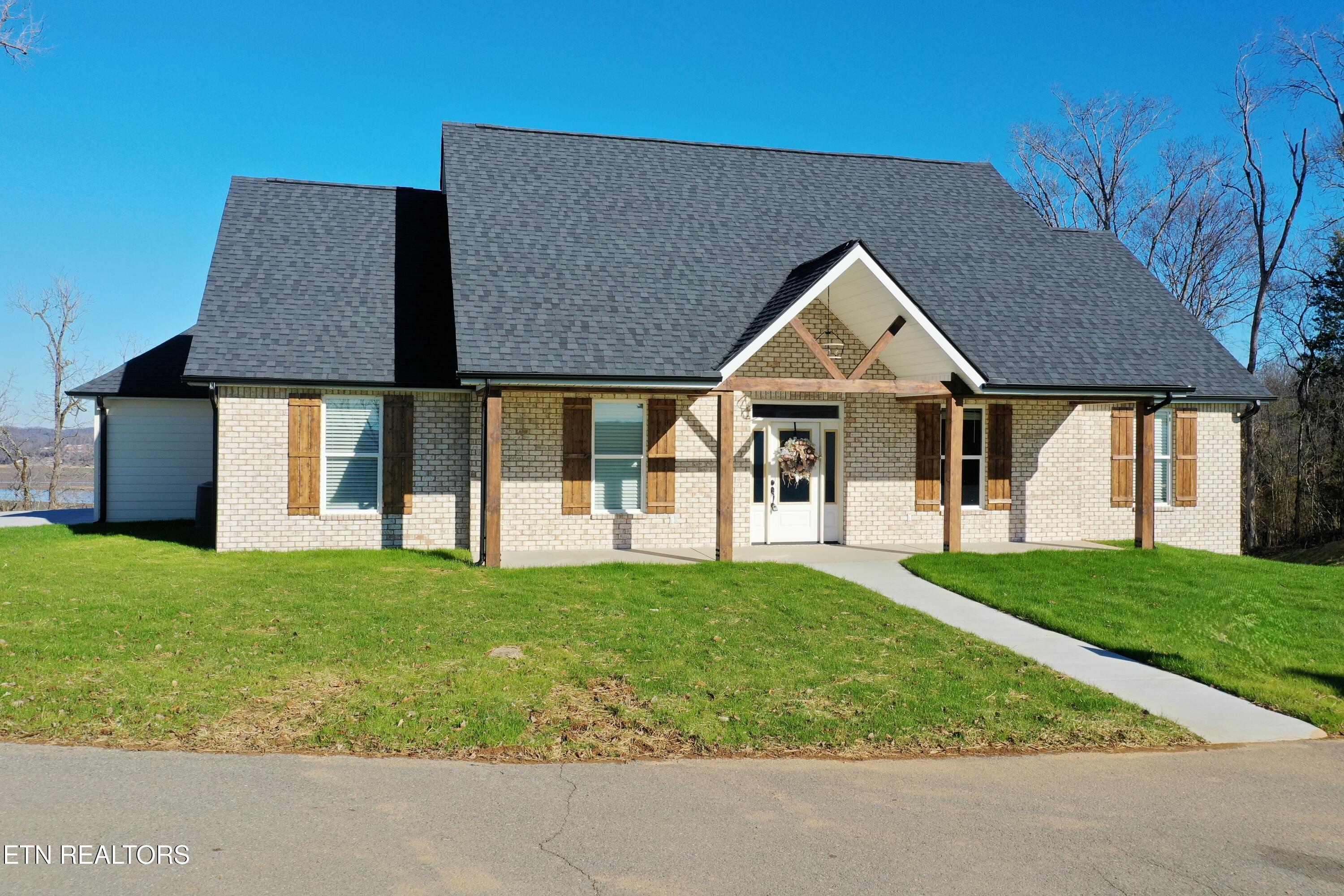 2095 Ivy Way Newport TN 37821