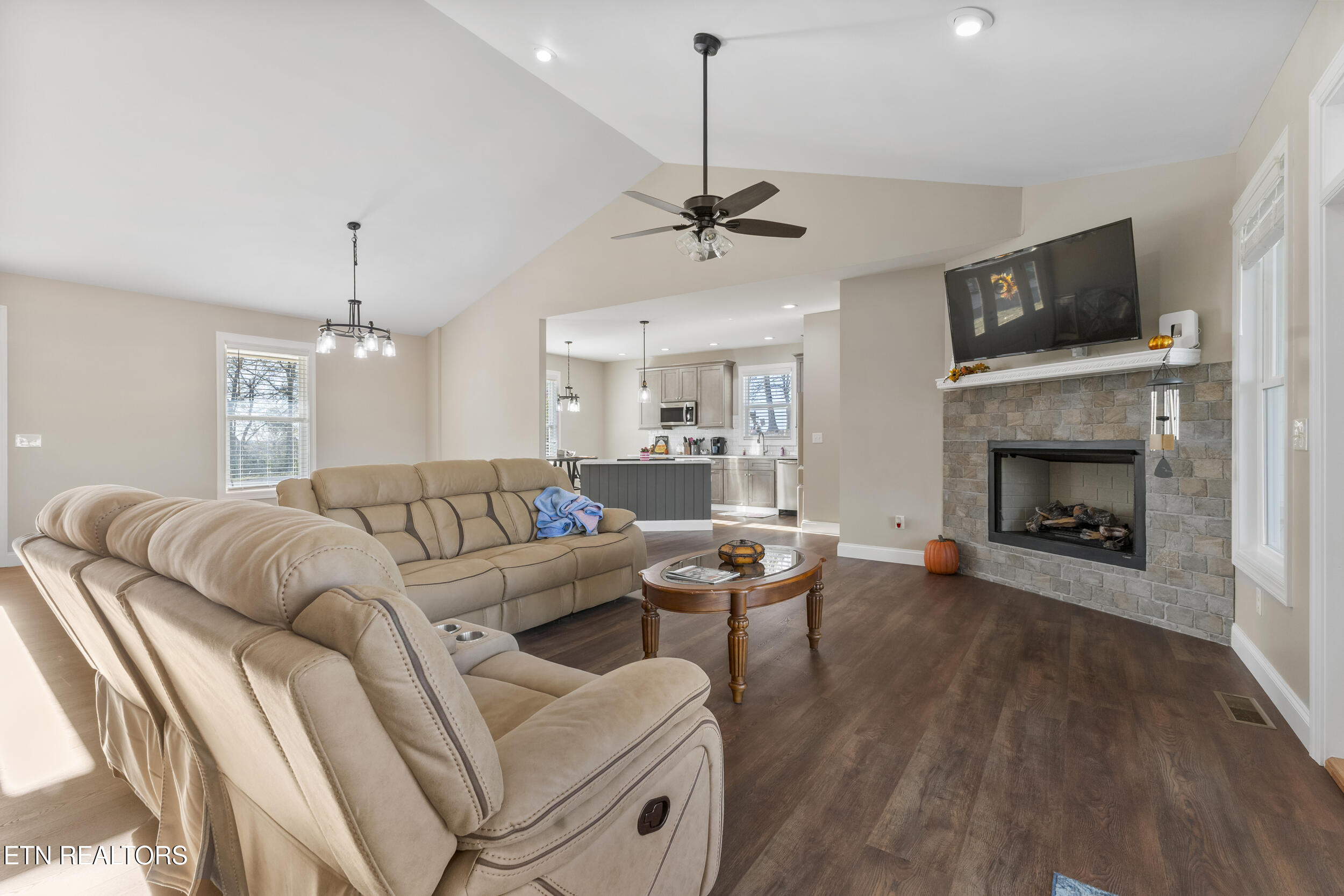 2095 Ivy Way Newport TN 37821