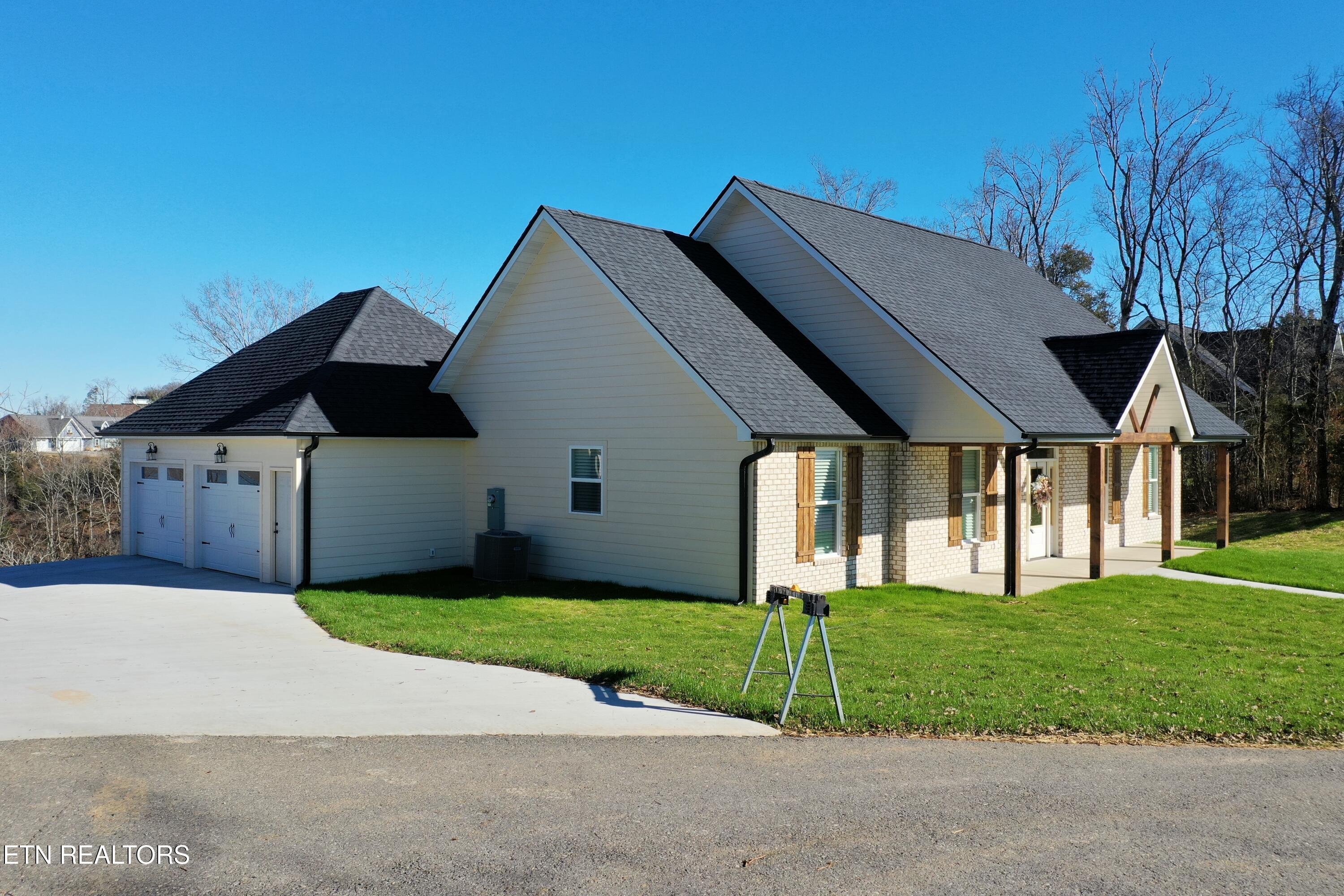 2095 Ivy Way Newport TN 37821