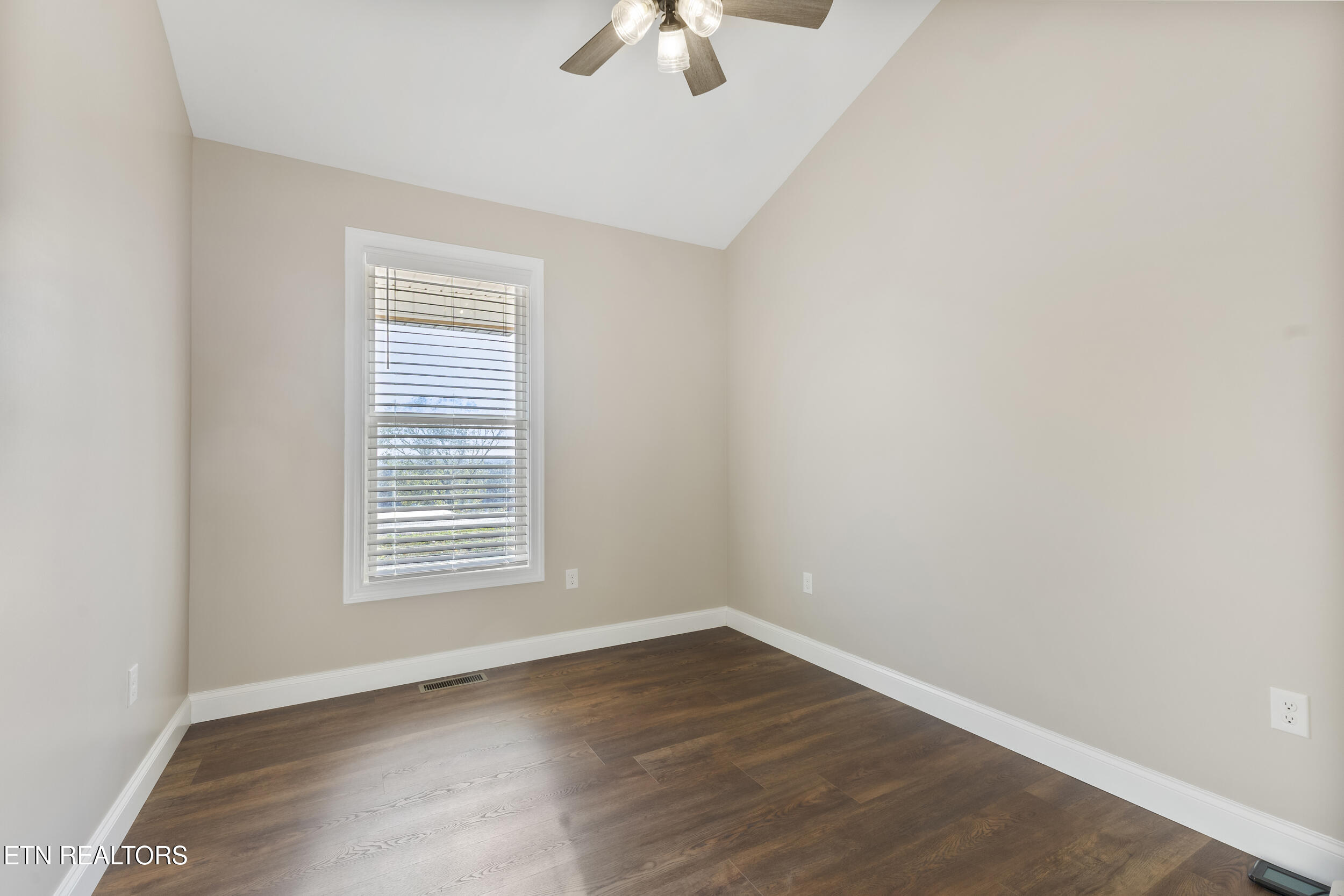 2095 Ivy Way Newport TN 37821