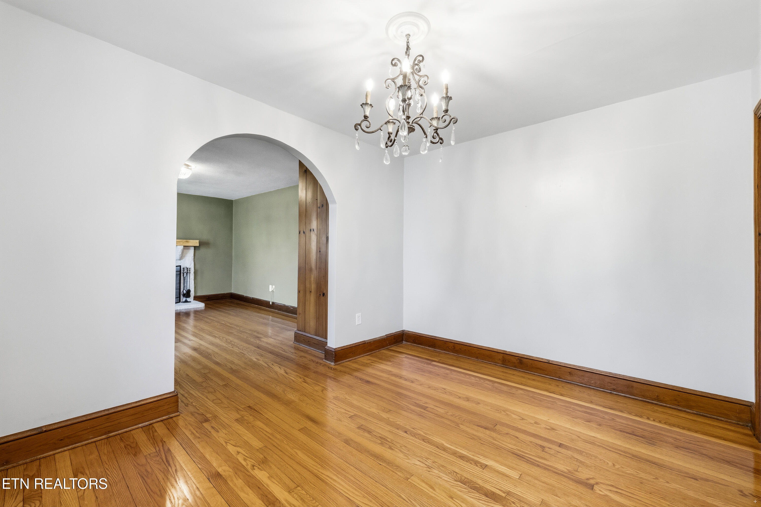 5102 E Sunset Road Knoxville TN 37914