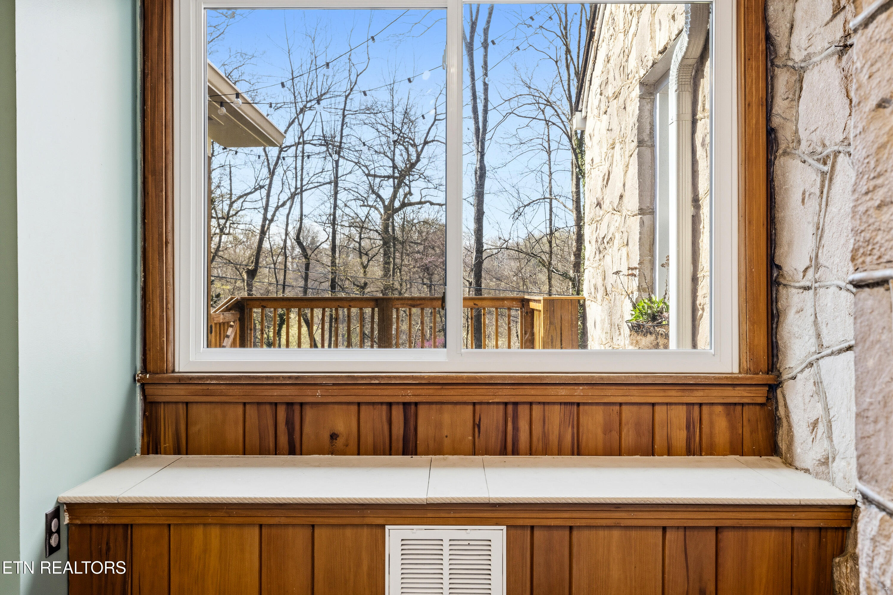 5102 E Sunset Road Knoxville TN 37914