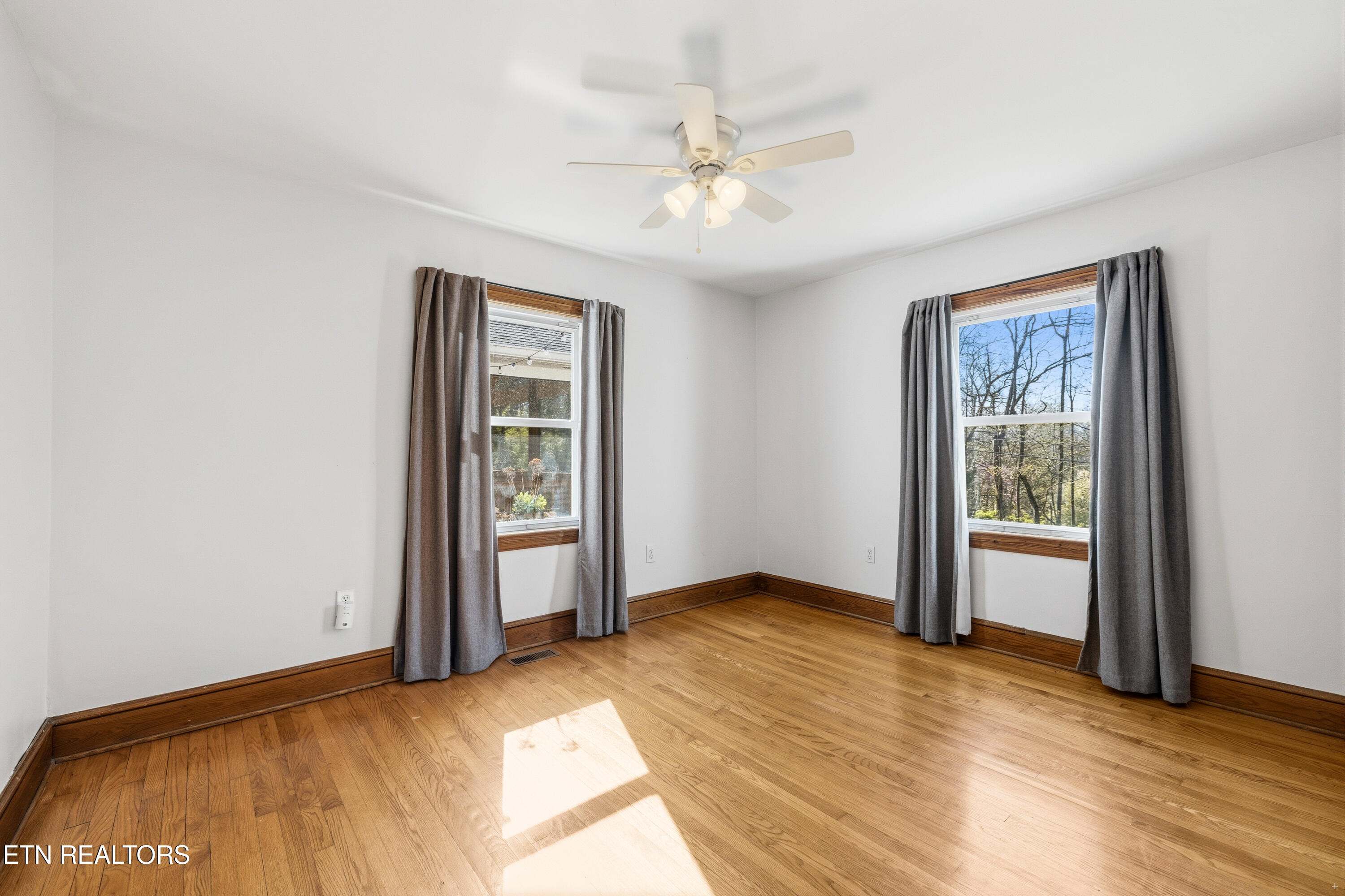 5102 E Sunset Road Knoxville TN 37914