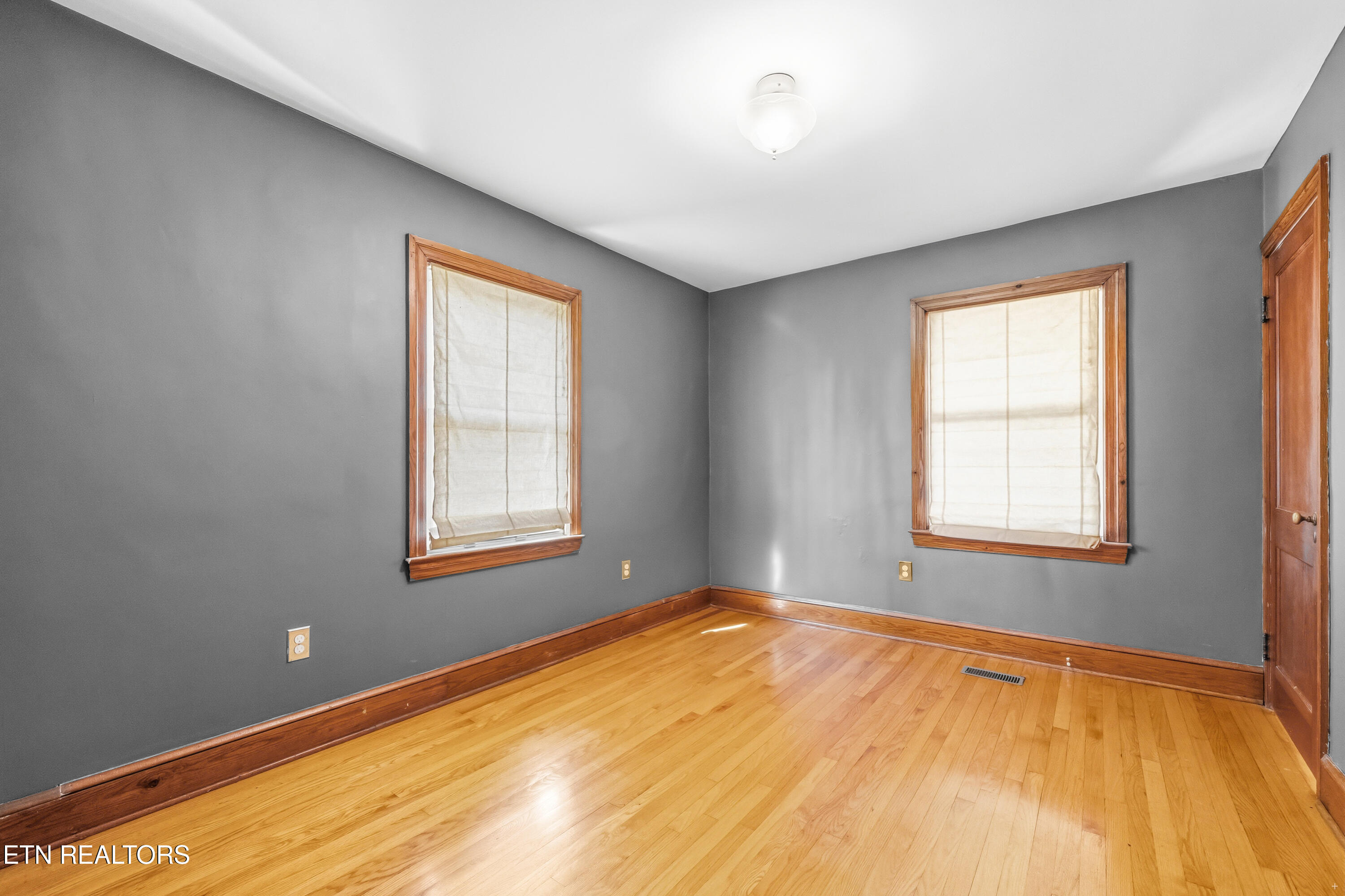 5102 E Sunset Road Knoxville TN 37914