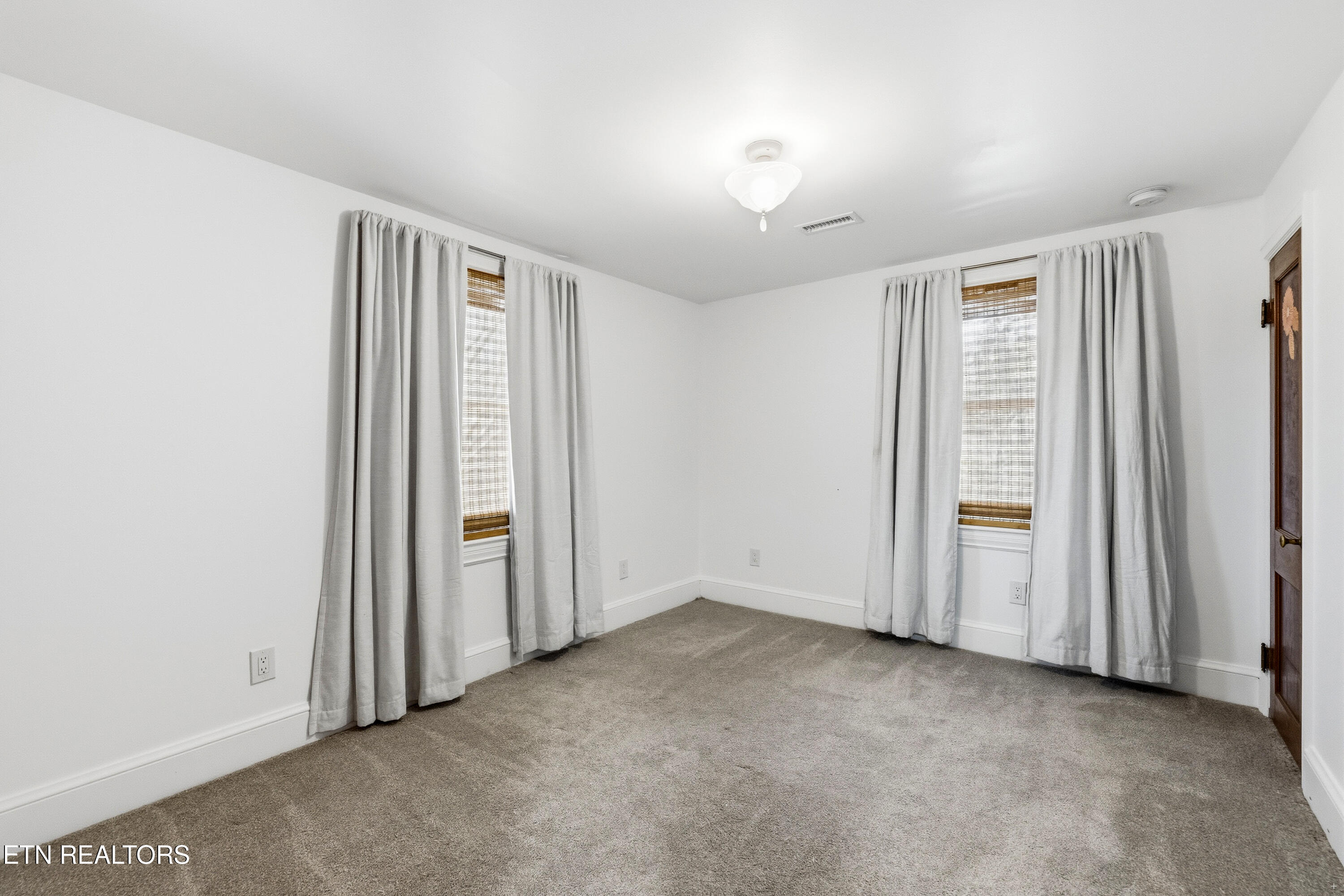5102 E Sunset Road Knoxville TN 37914