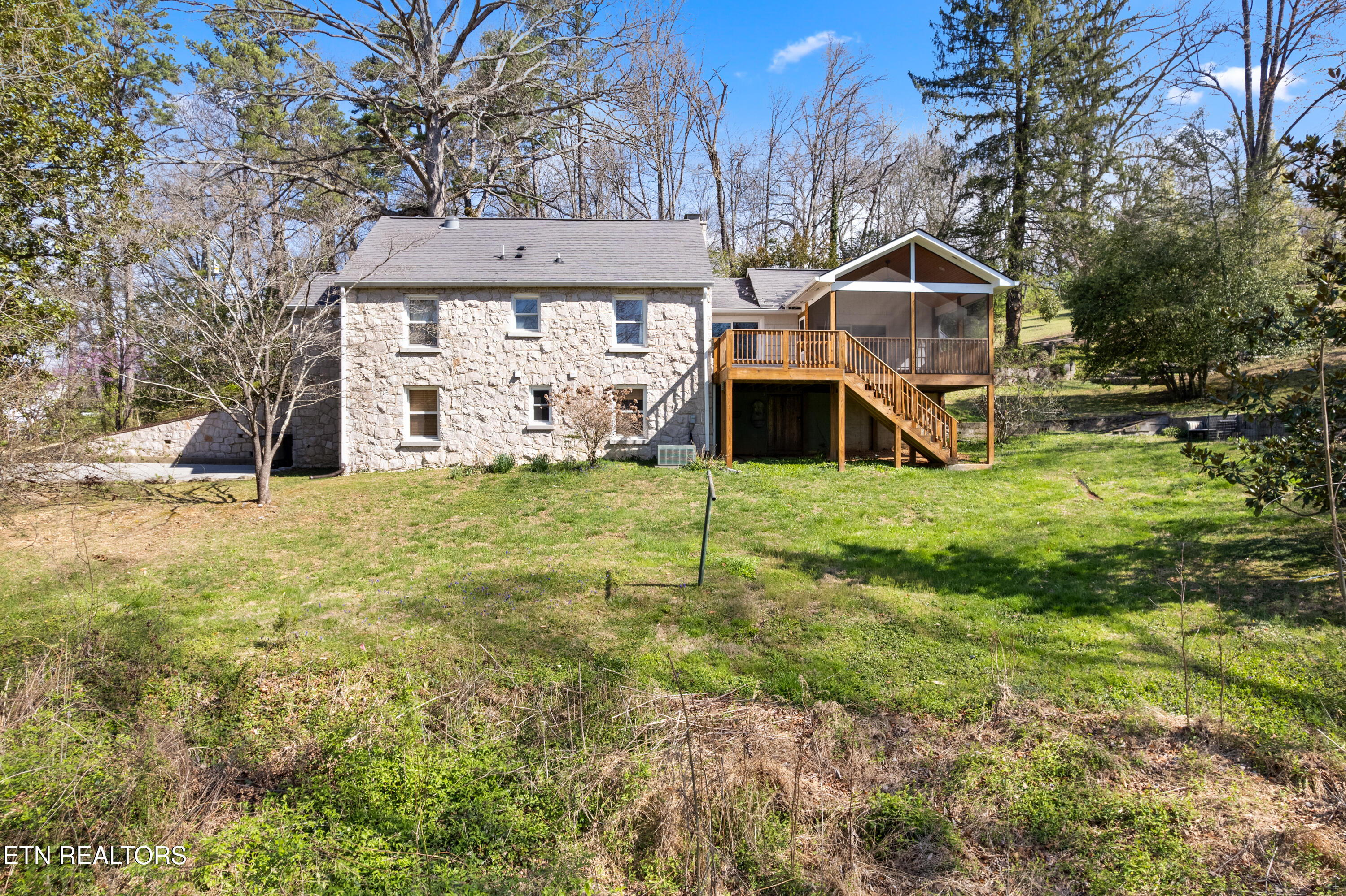 5102 E Sunset Road Knoxville TN 37914