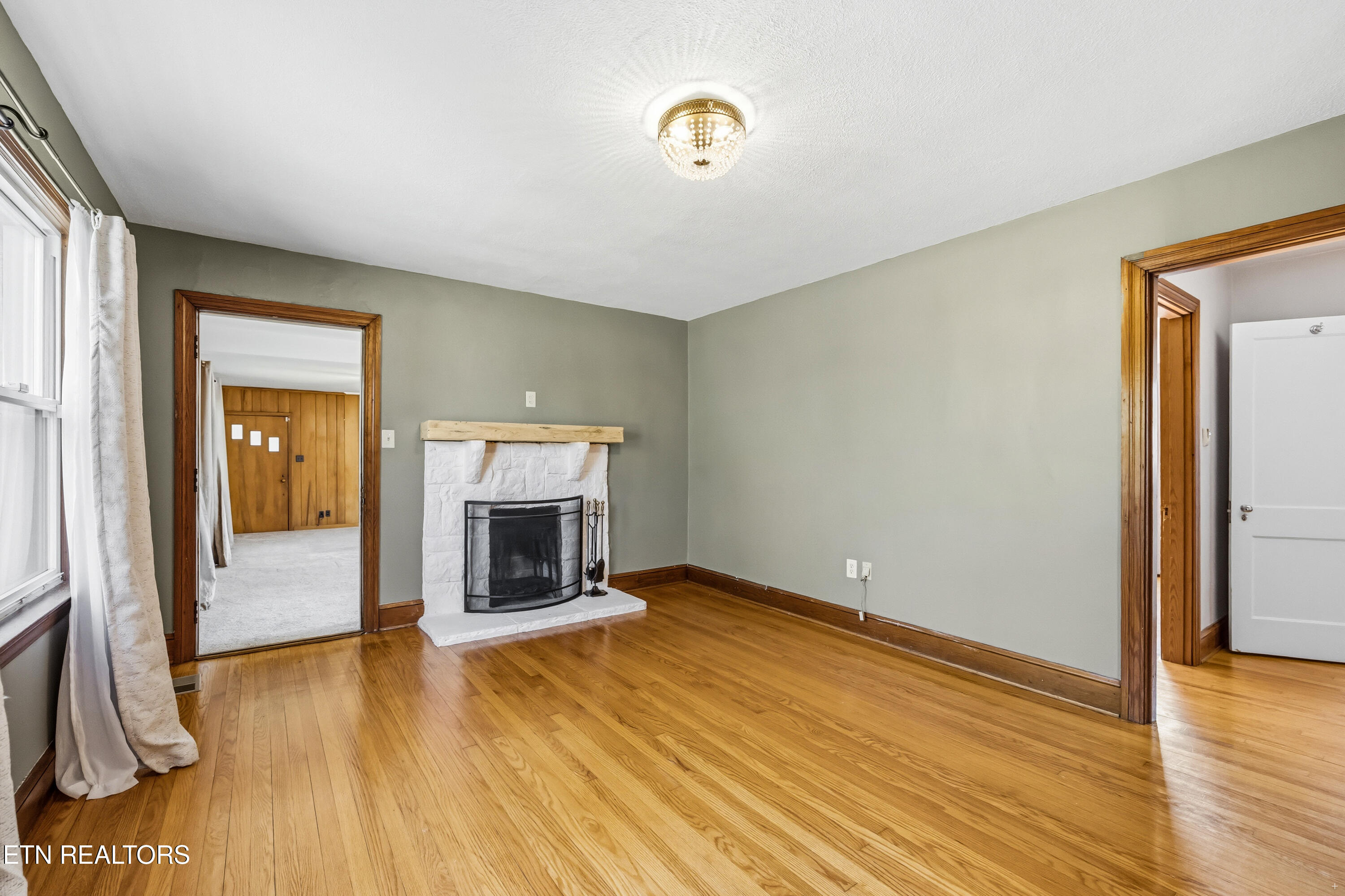 5102 E Sunset Road Knoxville TN 37914