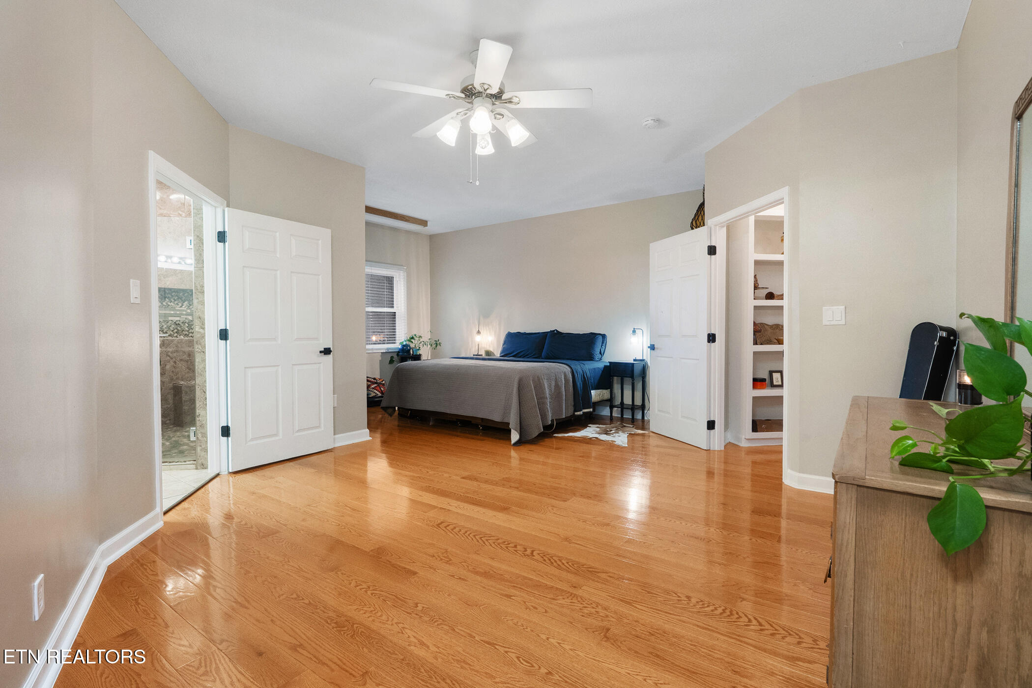 1819 Skyhawk Lane Pigeon Forge TN 37876