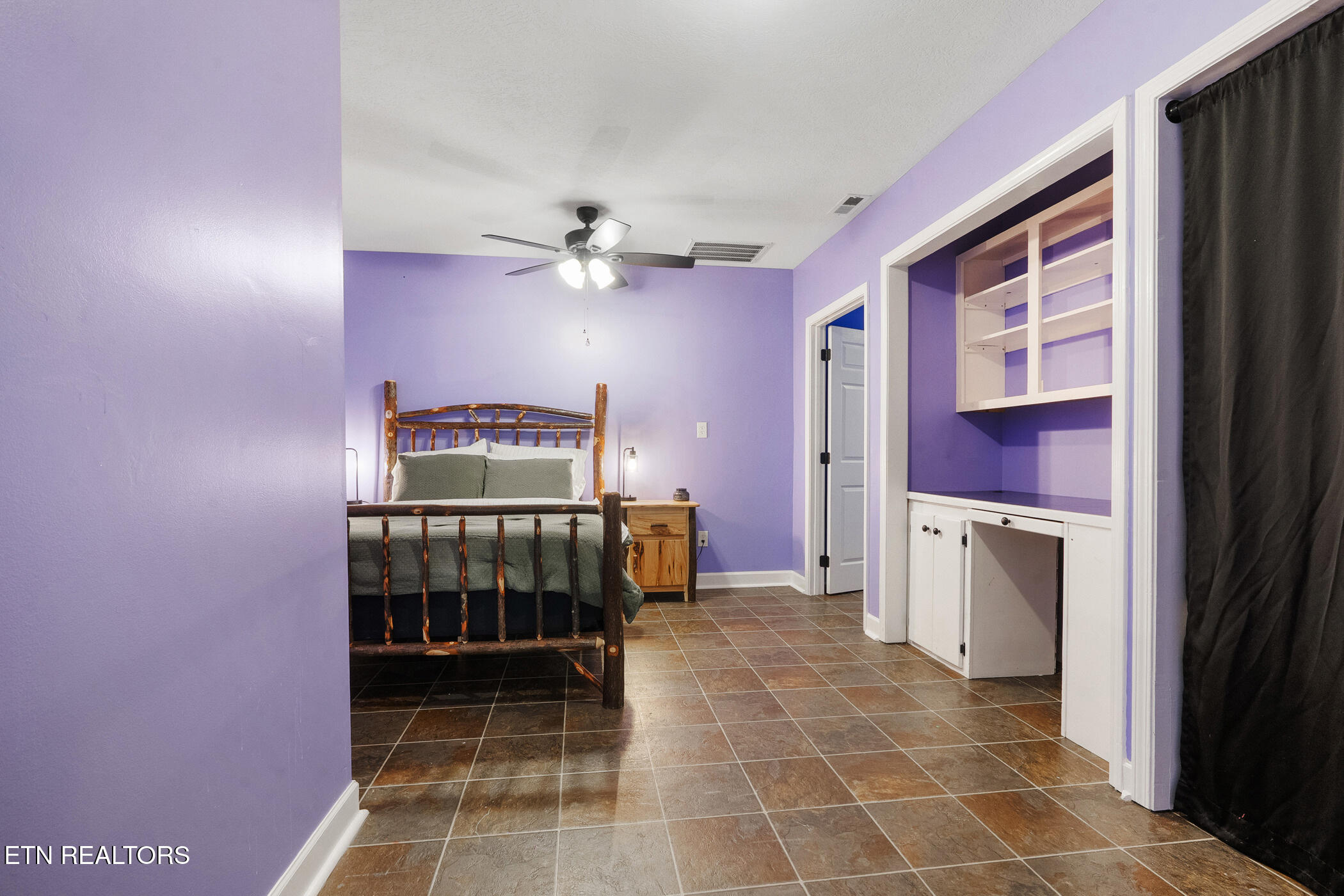 1819 Skyhawk Lane Pigeon Forge TN 37876