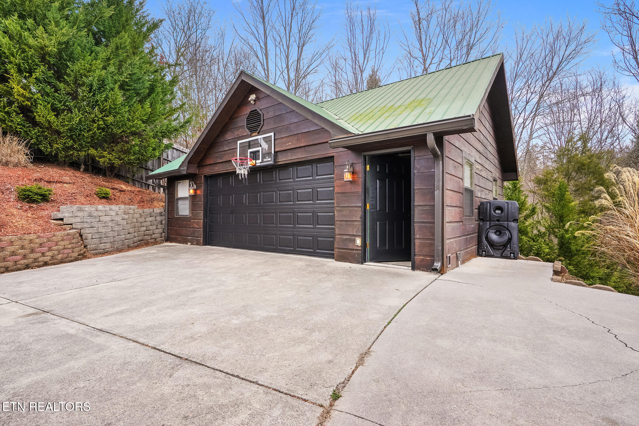1819 Skyhawk Lane Pigeon Forge TN 37876