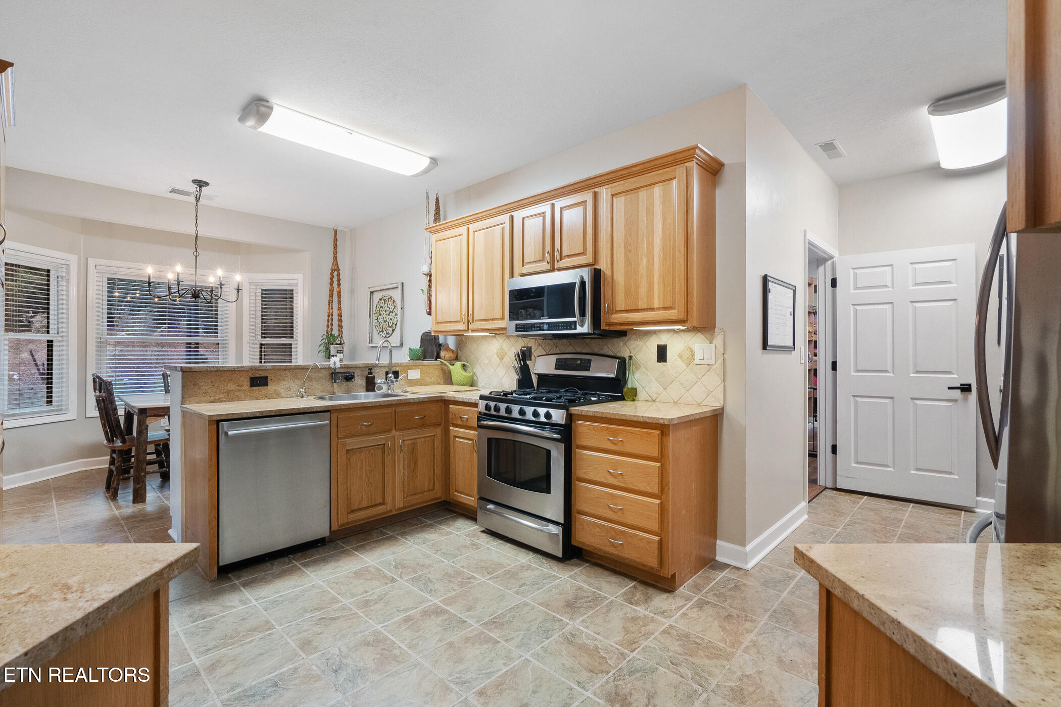 1819 Skyhawk Lane Pigeon Forge TN 37876