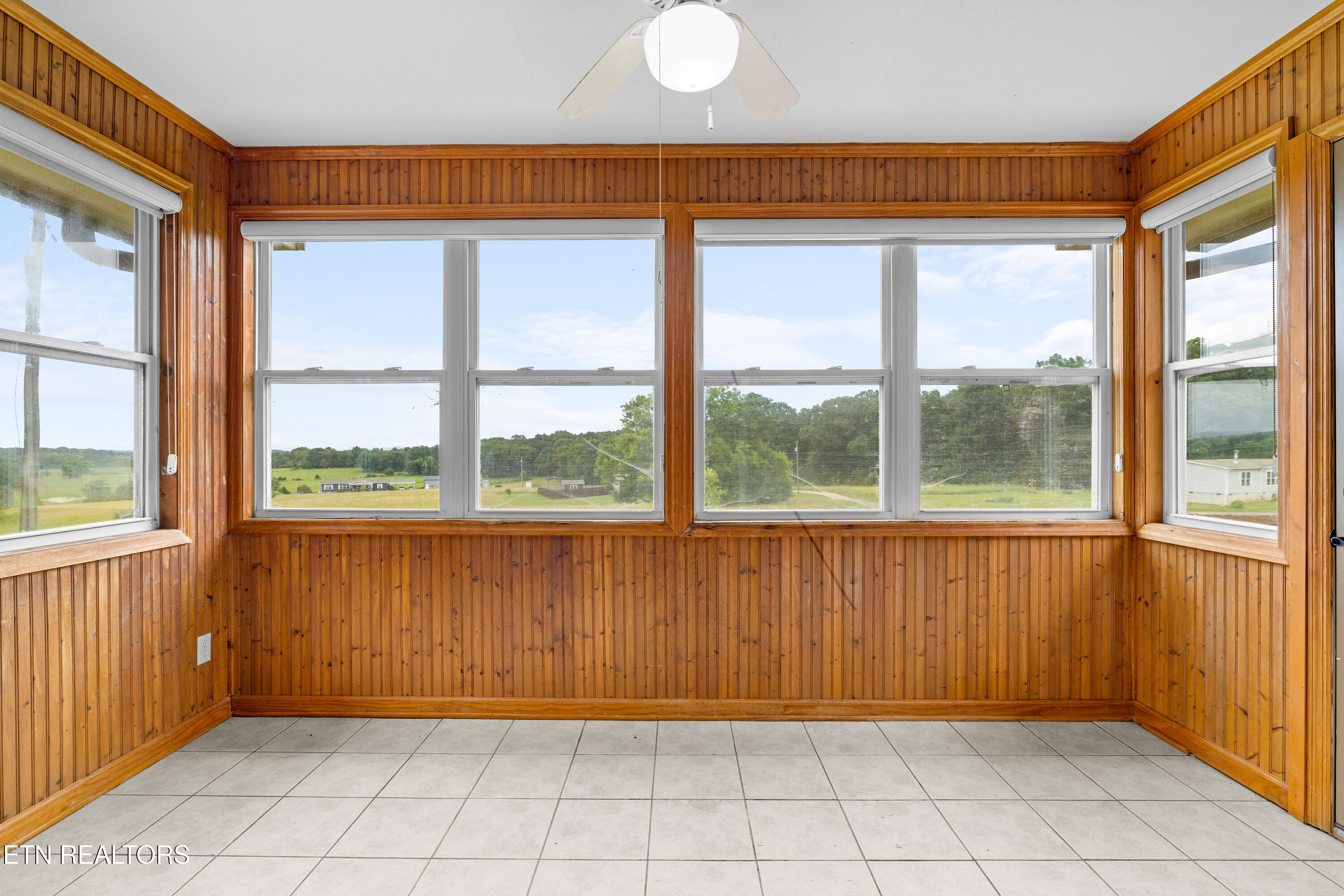 8055 Steekee Creek Road Loudon TN 37774