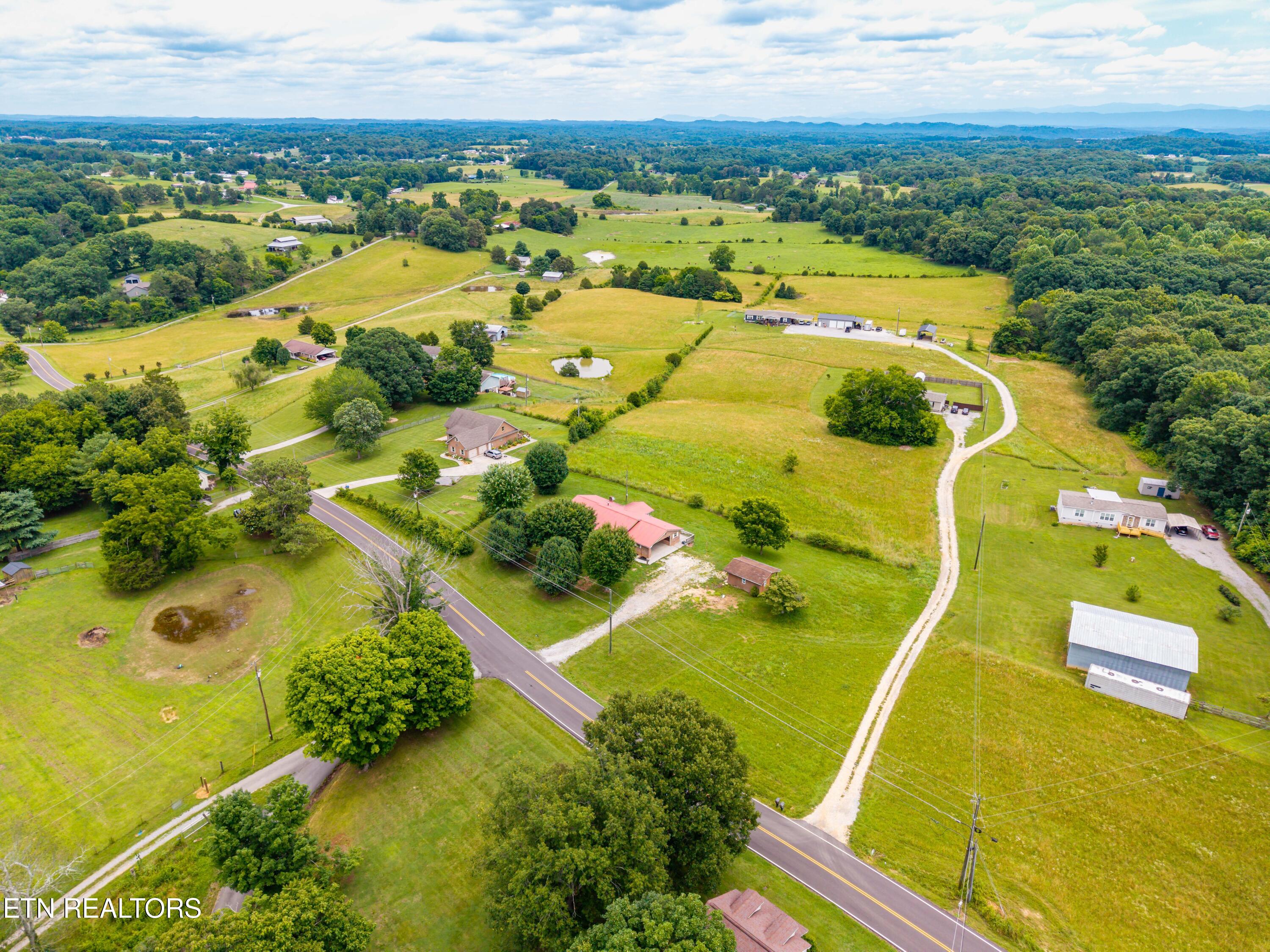 8055 Steekee Creek Road Loudon TN 37774