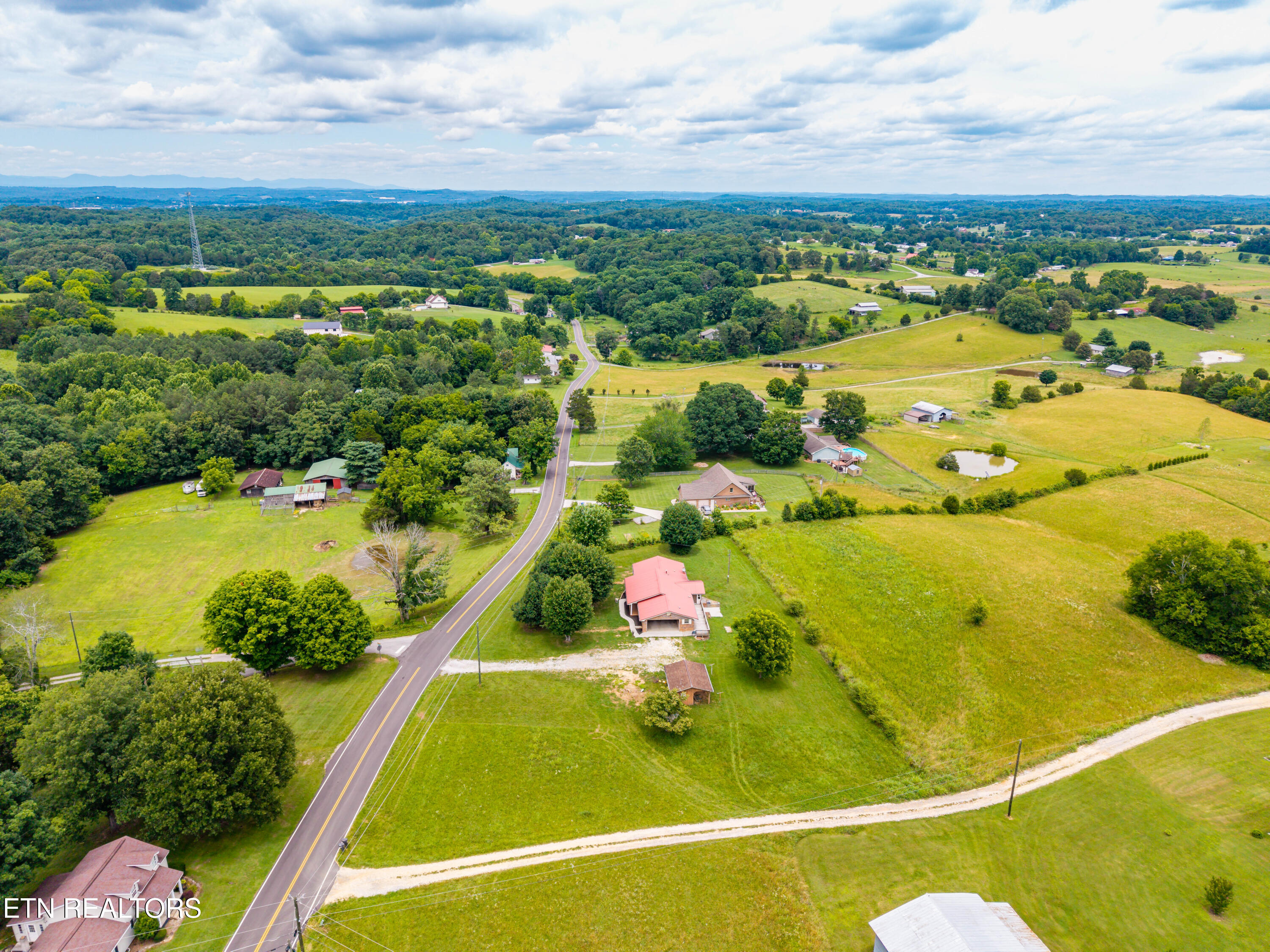 8055 Steekee Creek Road Loudon TN 37774
