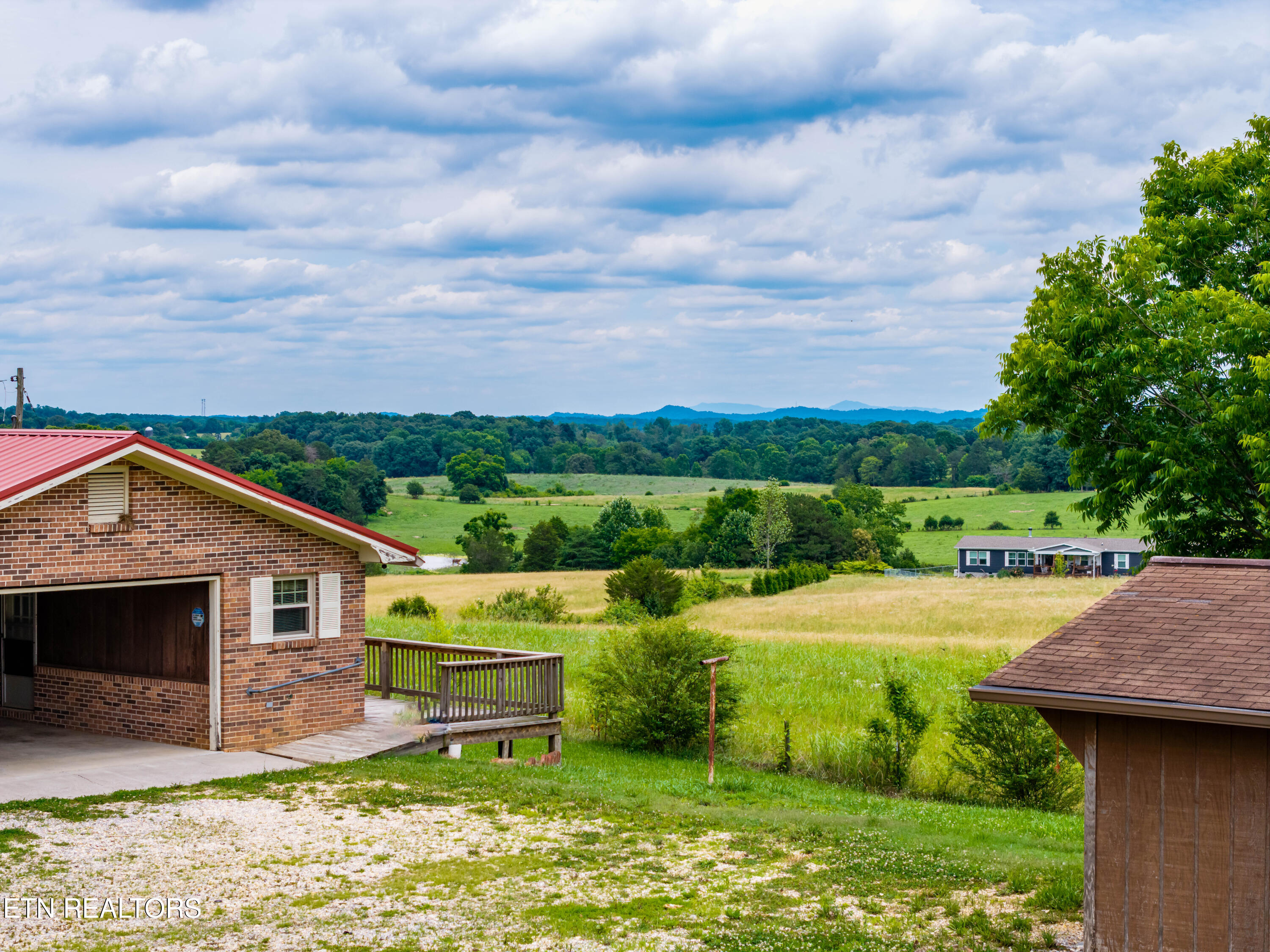 8055 Steekee Creek Road Loudon TN 37774