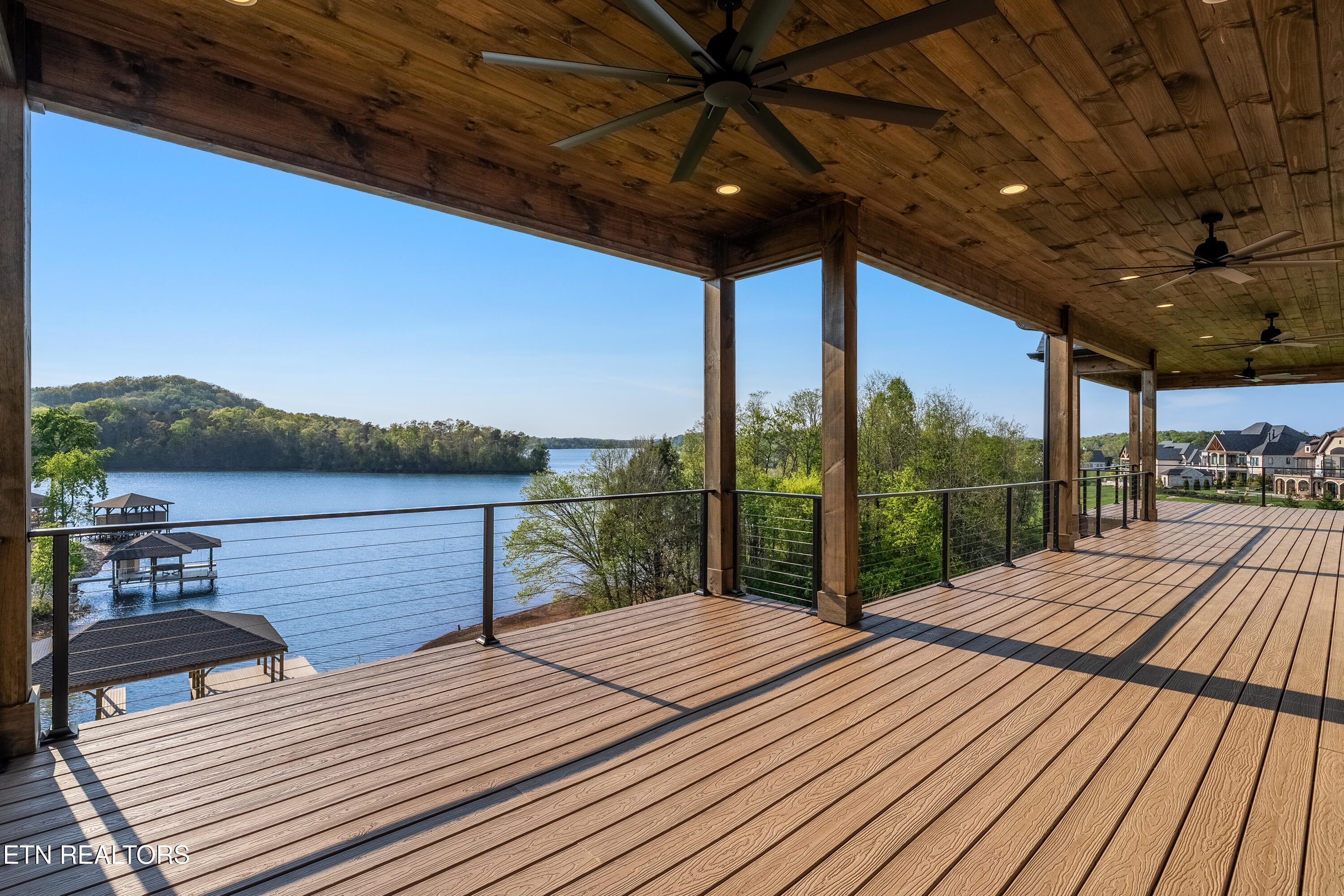 155 Amblecrest Drive Vonore TN 37885