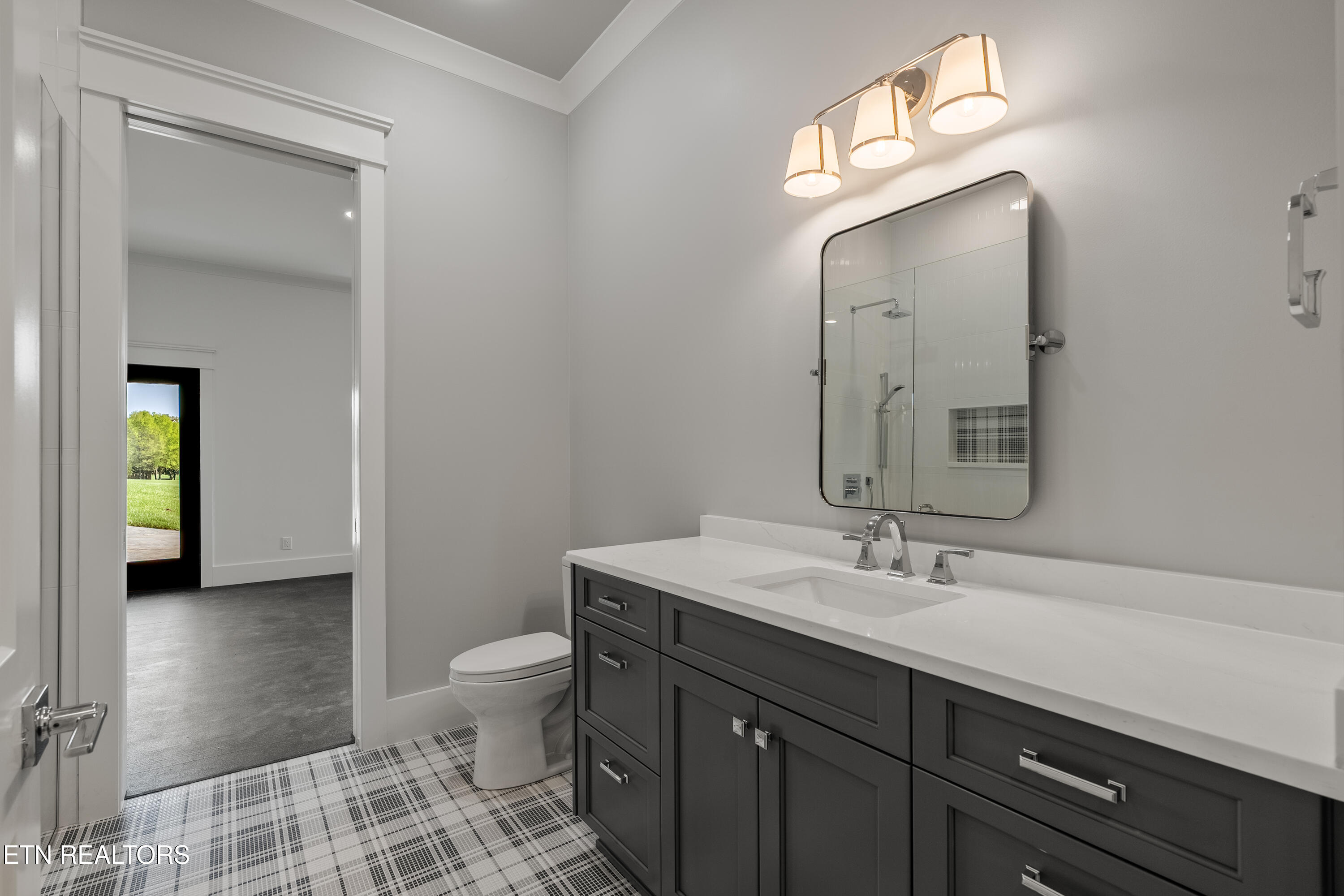 155 Amblecrest Drive Vonore TN 37885