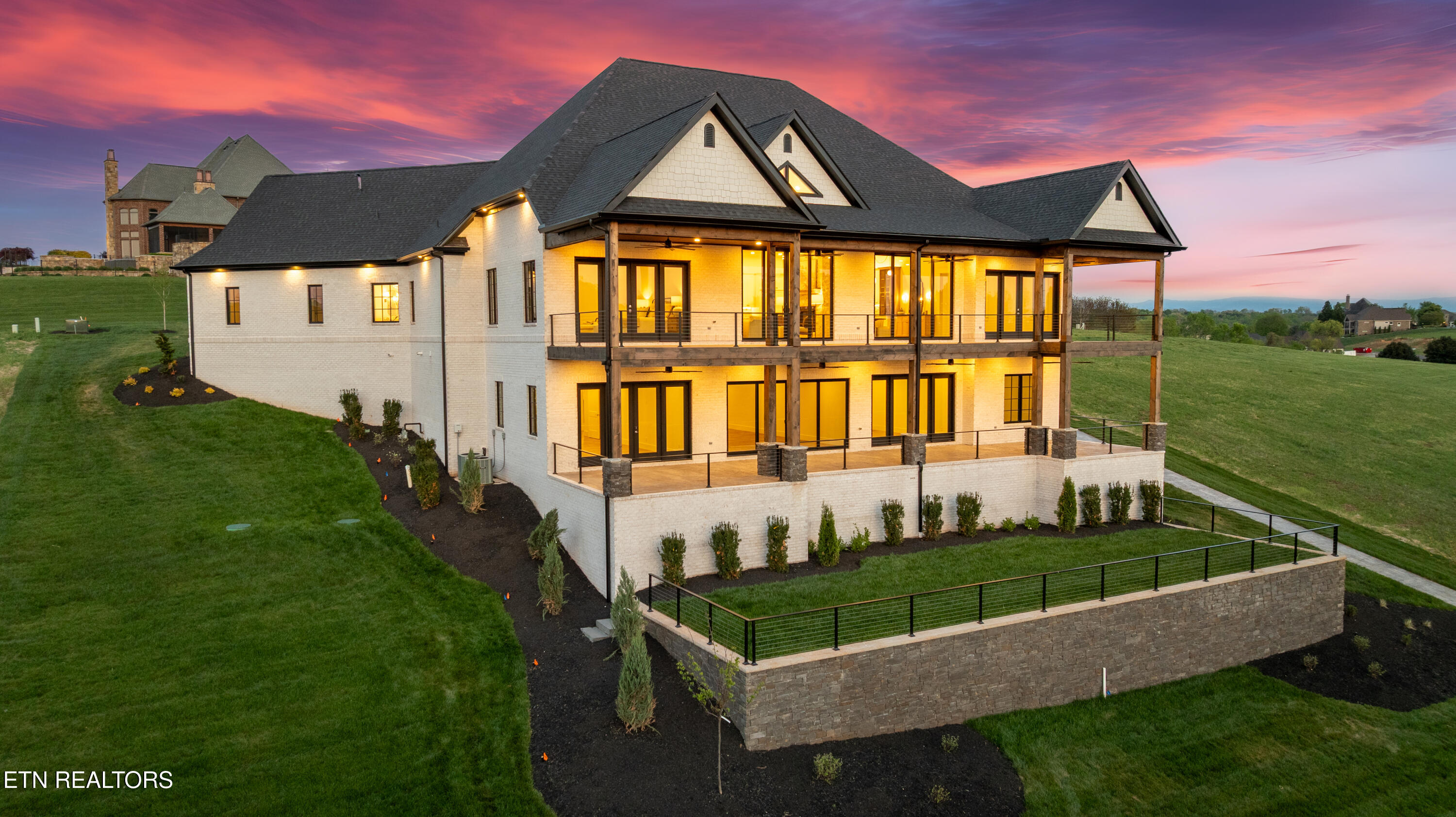 155 Amblecrest Drive Vonore TN 37885