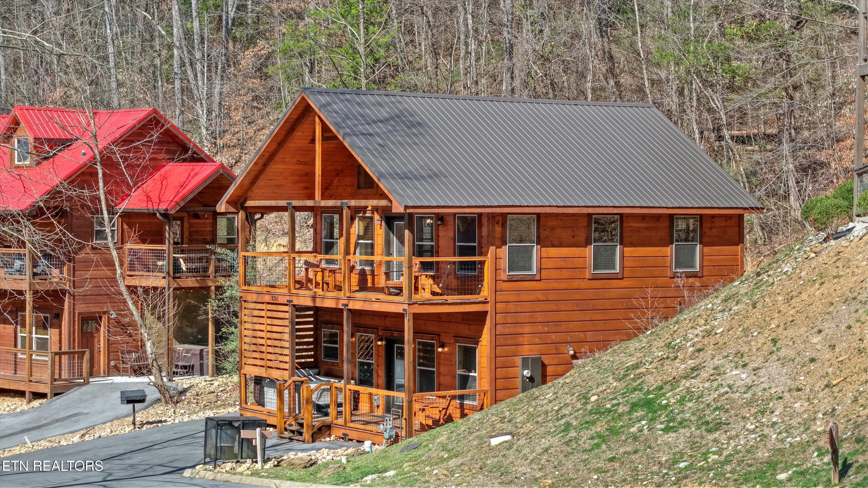 2395 Alpine Village Way Pigeon Forge TN 37863